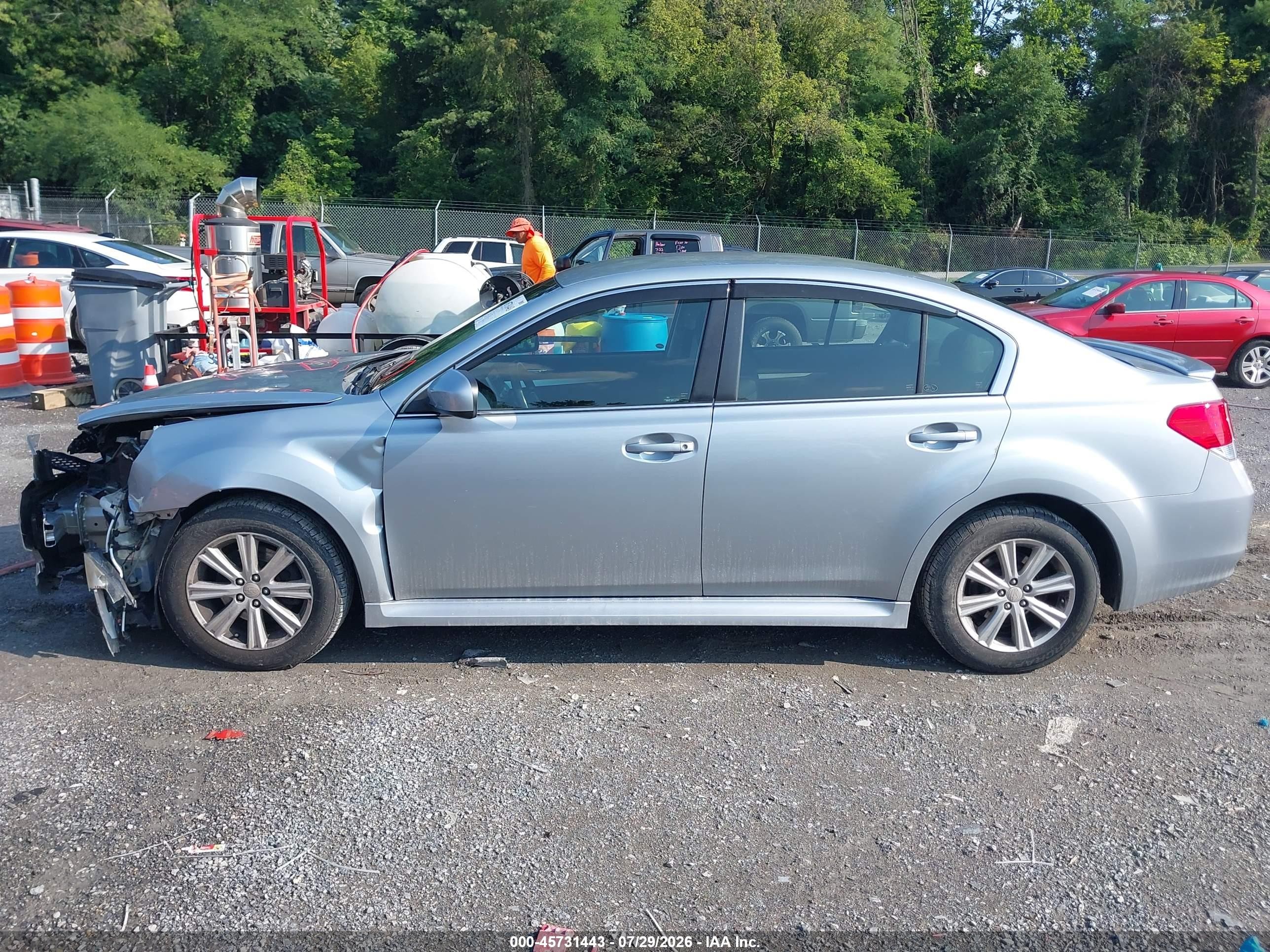2012 Subaru Legacy 2.5i Premium Серебряный vin: 4S3BMCC67C3020246