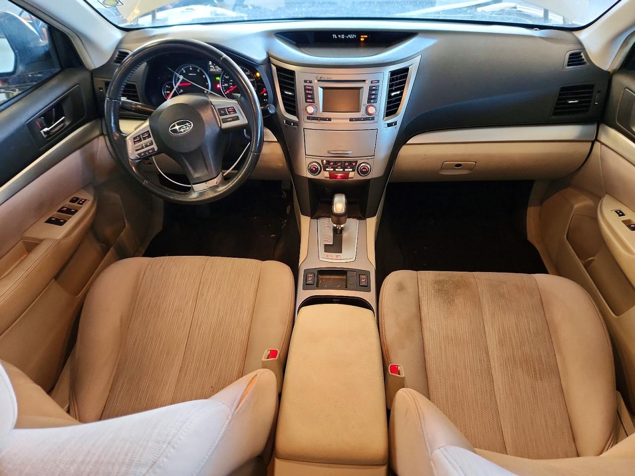 2014 Subaru Legacy 2.5i Premium White vin: 4S3BMCC67E3004065
