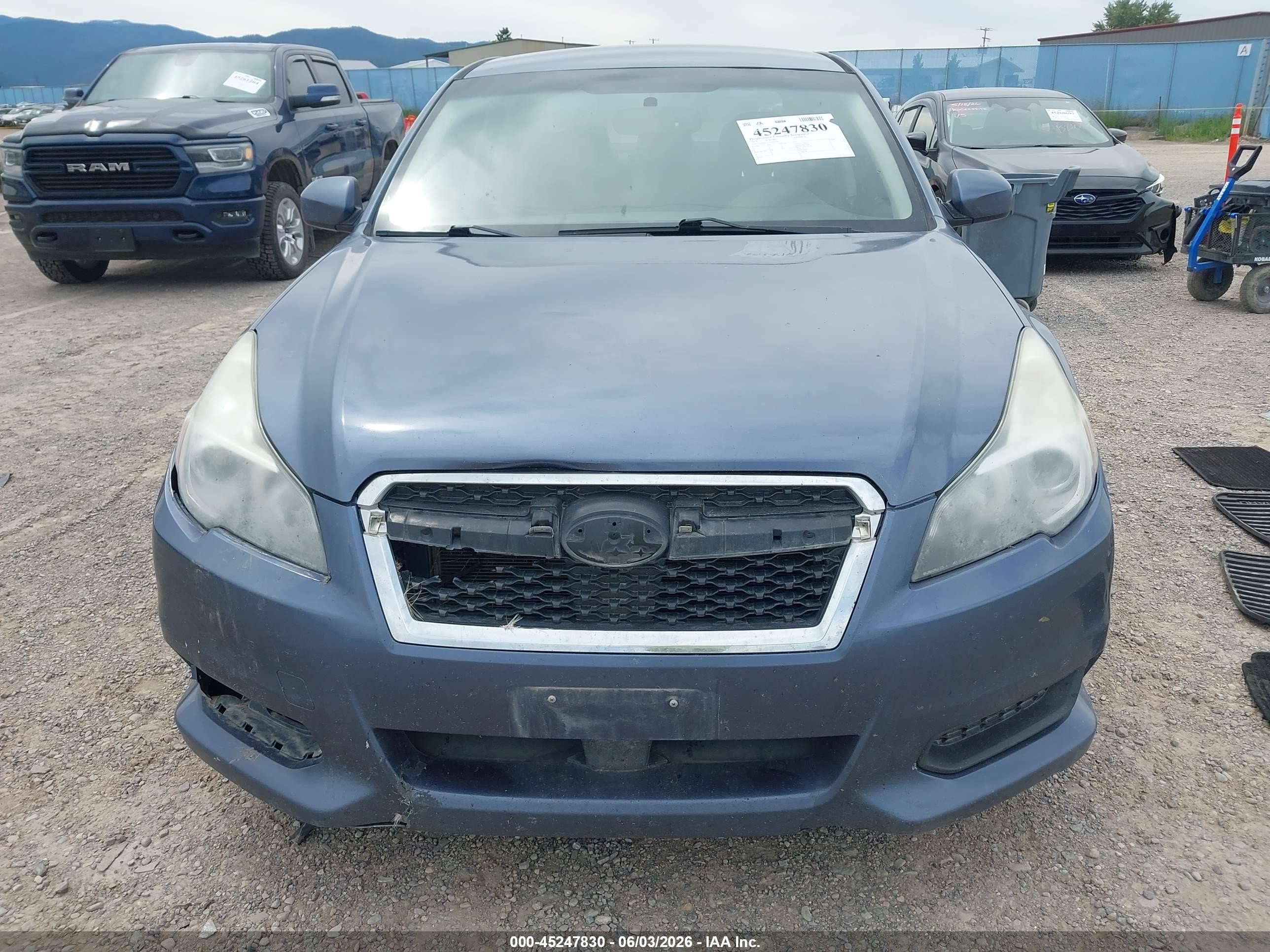 2014 Subaru Legacy 2.5i Premium Синий vin: 4S3BMCC67E3026504