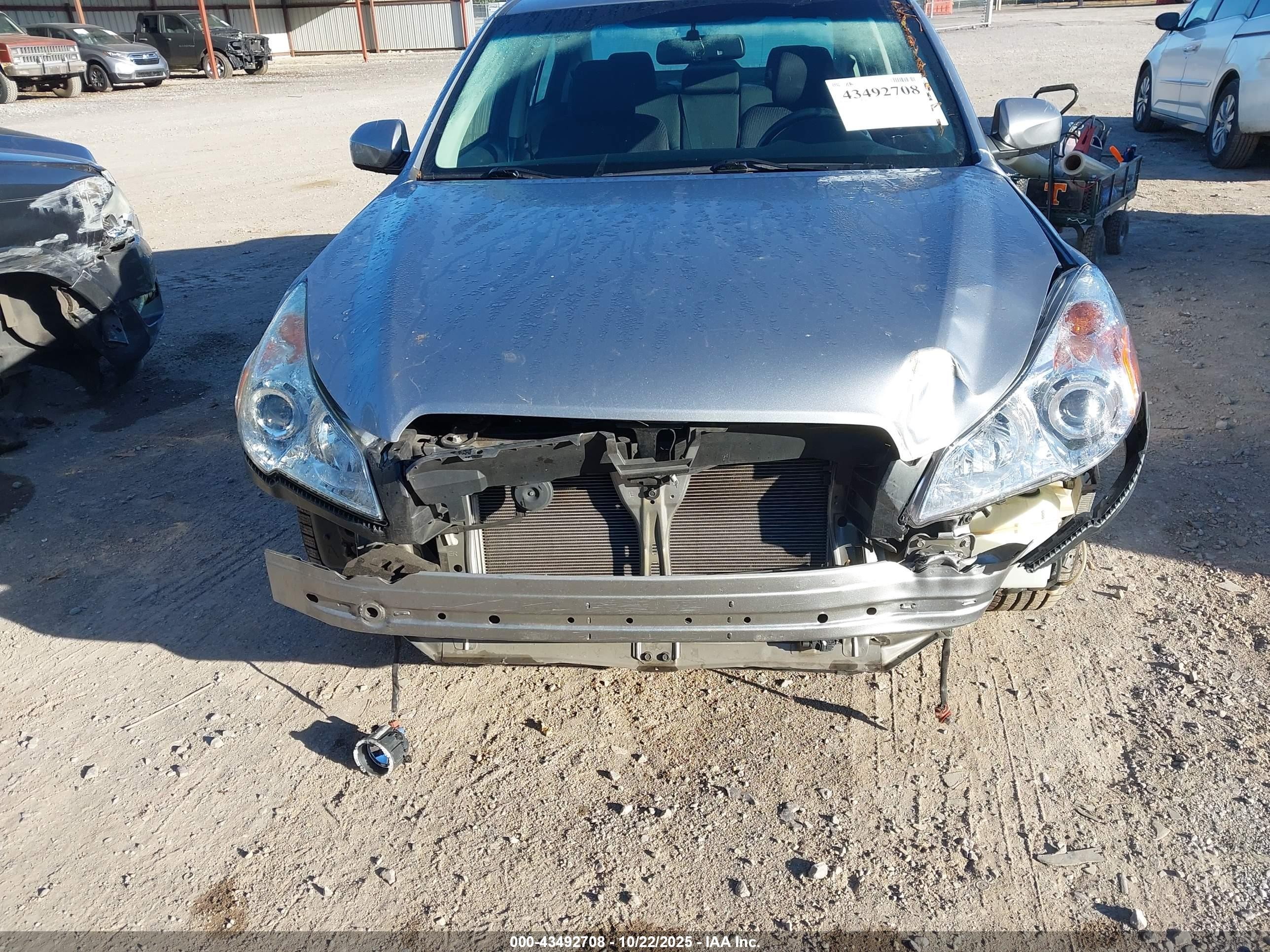 2011 Subaru Legacy 2.5i Premium Silver vin: 4S3BMCC69B3234198