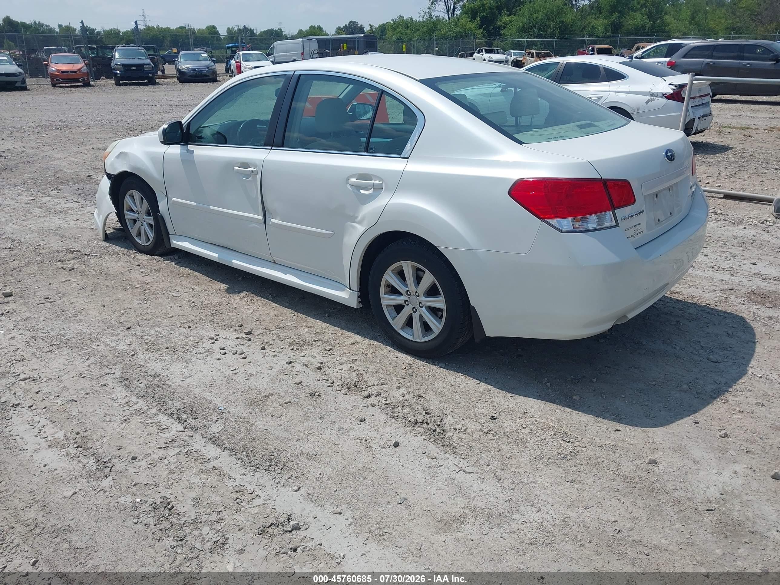 2011 Subaru Legacy 2.5i Premium White vin: 4S3BMCC69B3238963
