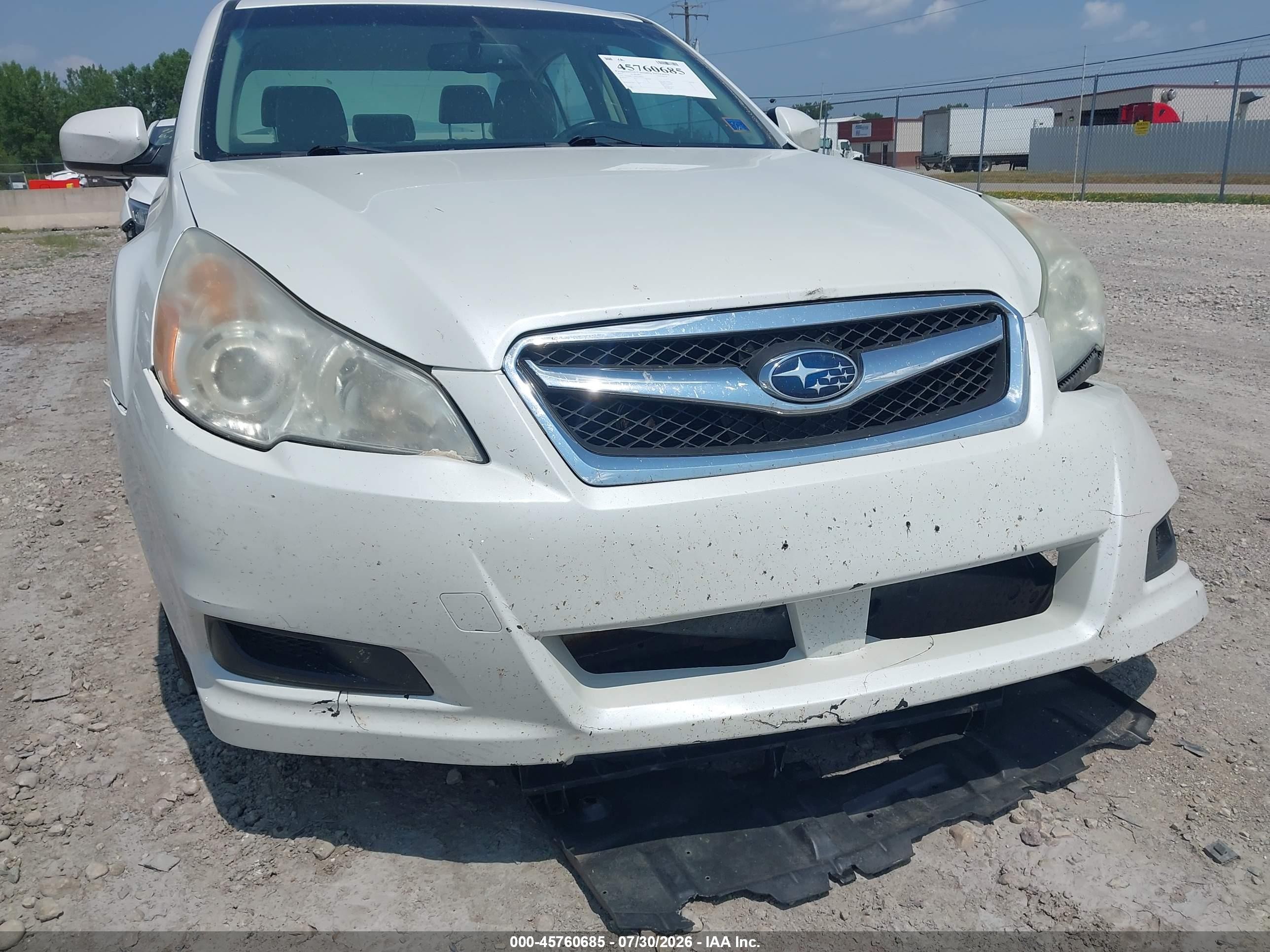 2011 Subaru Legacy 2.5i Premium White vin: 4S3BMCC69B3238963