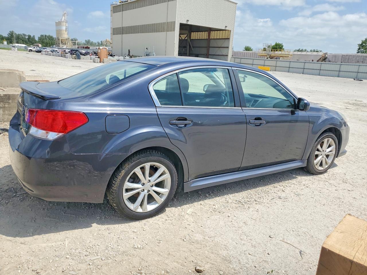 2013 Subaru Legacy 2.5i Premium Gray vin: 4S3BMCC69D3024249