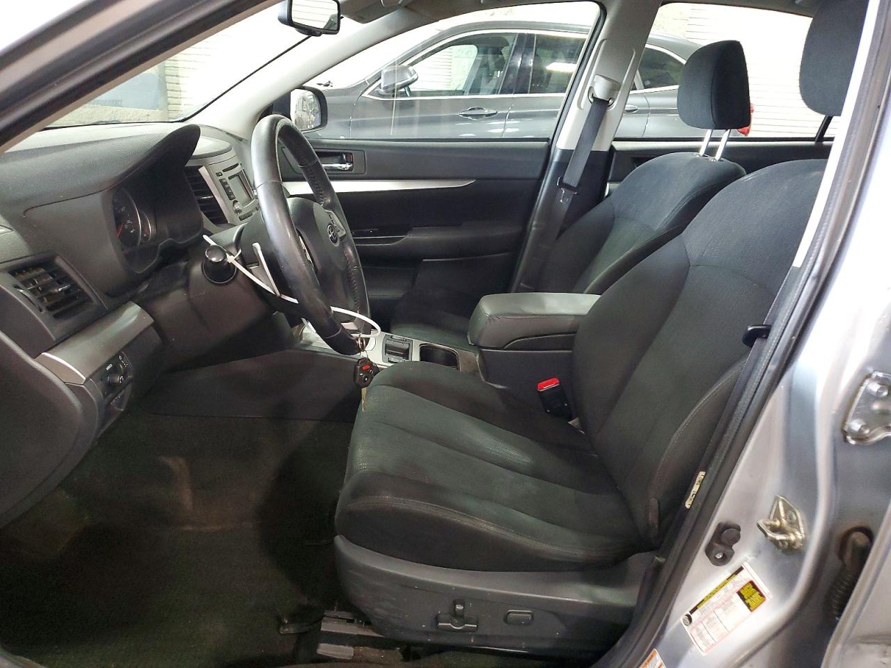 2014 Subaru Legacy 2.5i Premium Silver vin: 4S3BMCC6XE3022706