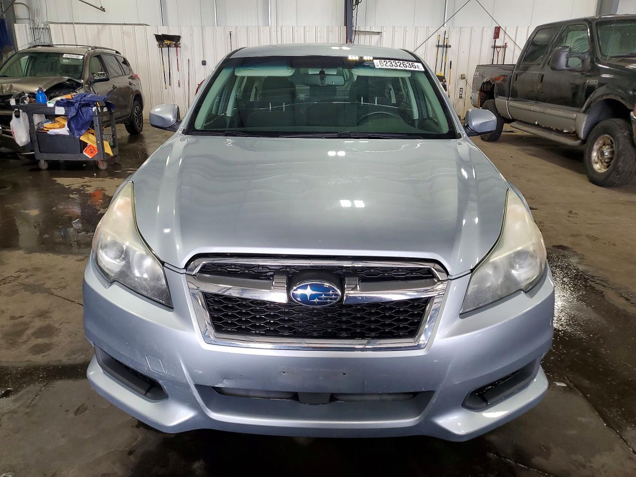 2014 Subaru Legacy 2.5i Premium Silver vin: 4S3BMCC6XE3022706