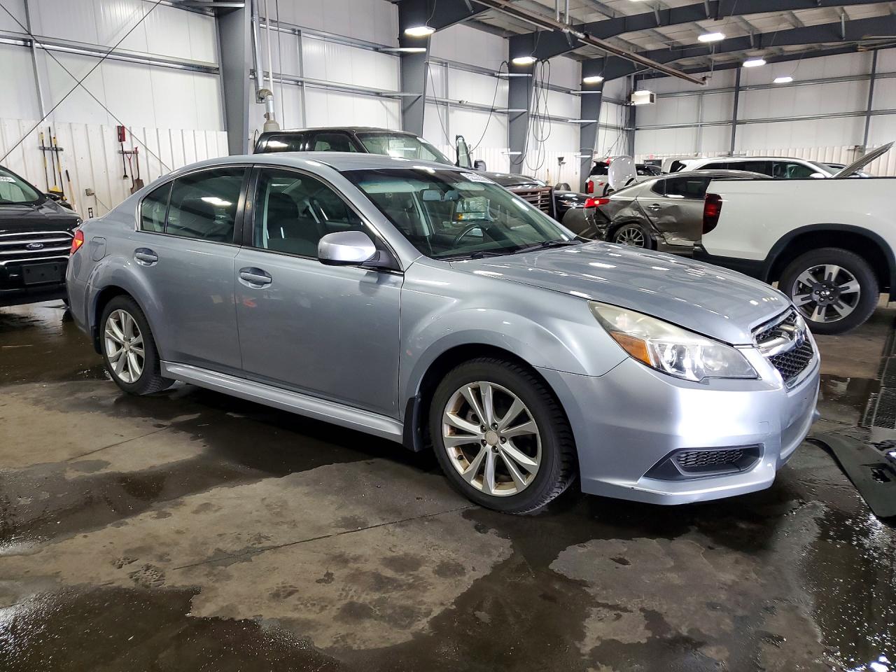 2014 Subaru Legacy 2.5i Premium Silver vin: 4S3BMCC6XE3022706