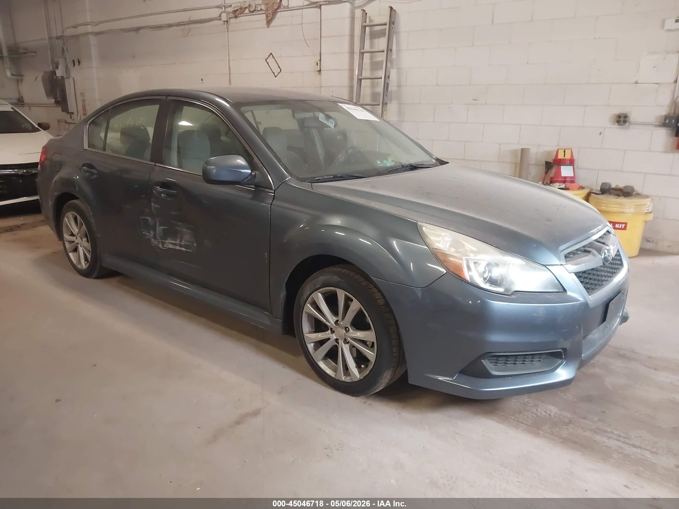 2014 Subaru Legacy 2.5i Premium Синий vin: 4S3BMCC6XE3031132