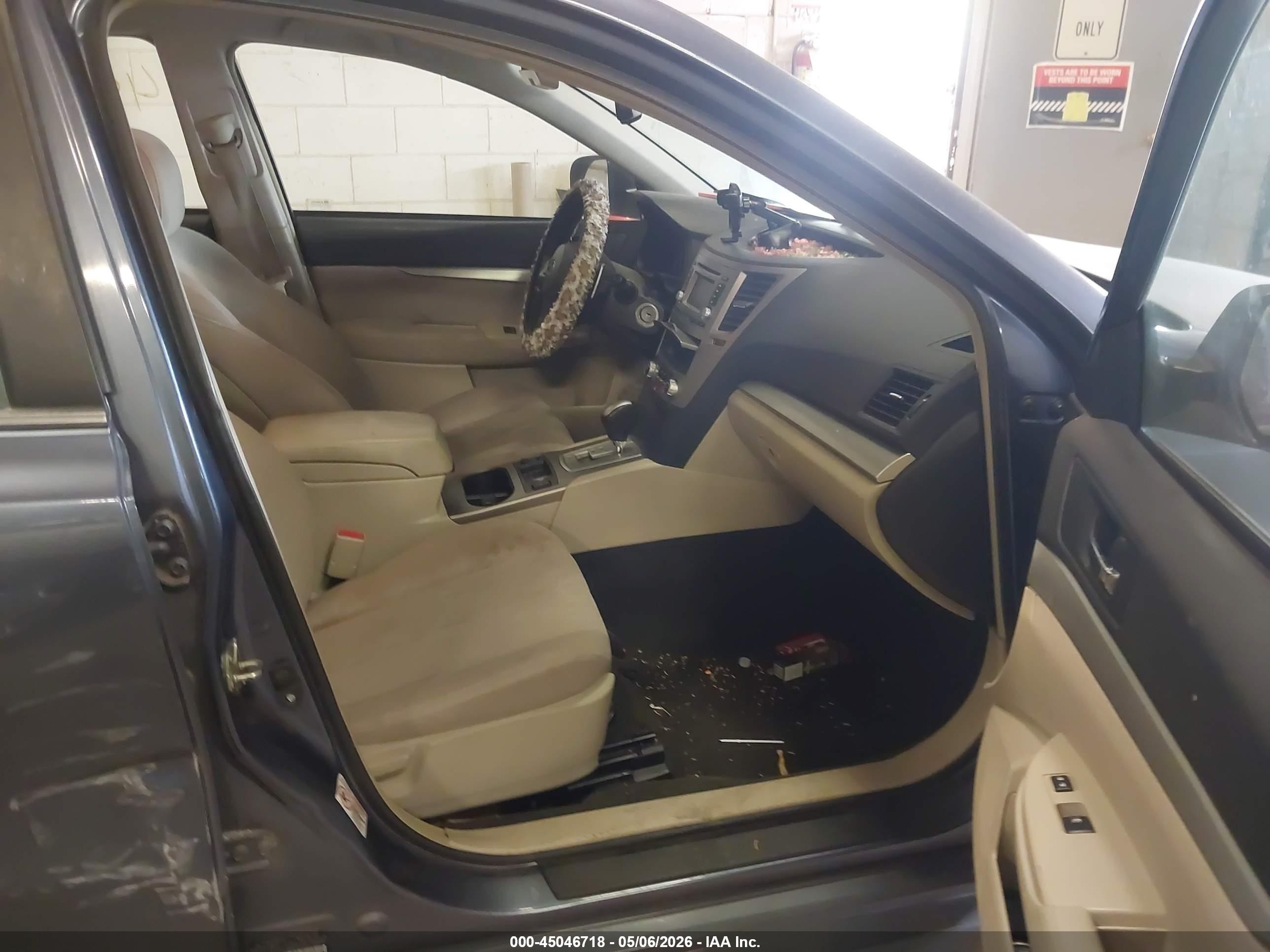 2014 Subaru Legacy 2.5i Premium Синий vin: 4S3BMCC6XE3031132
