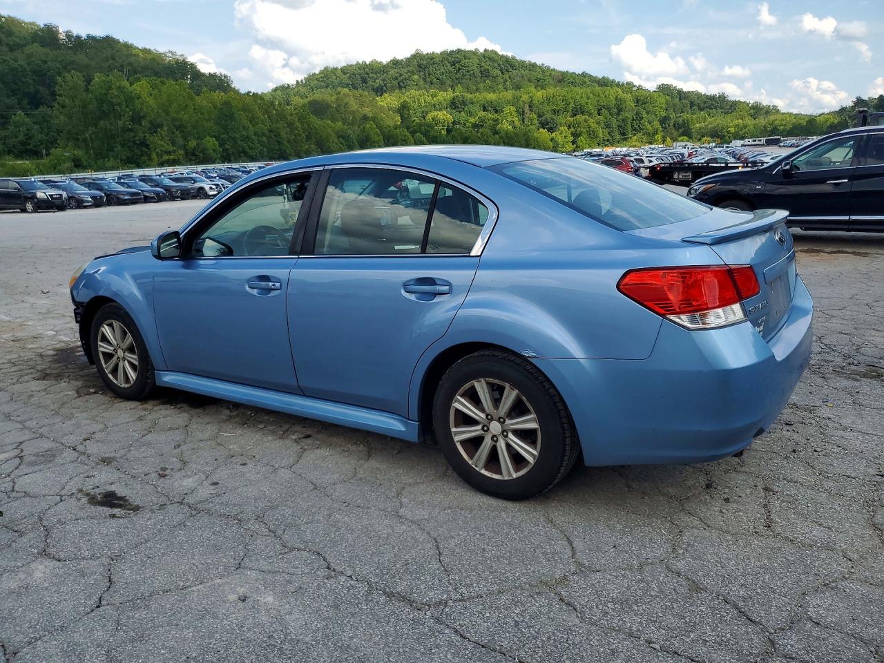 2010 Subaru Legacy 2.5i Premium Синий vin: 4S3BMCG61A3230784