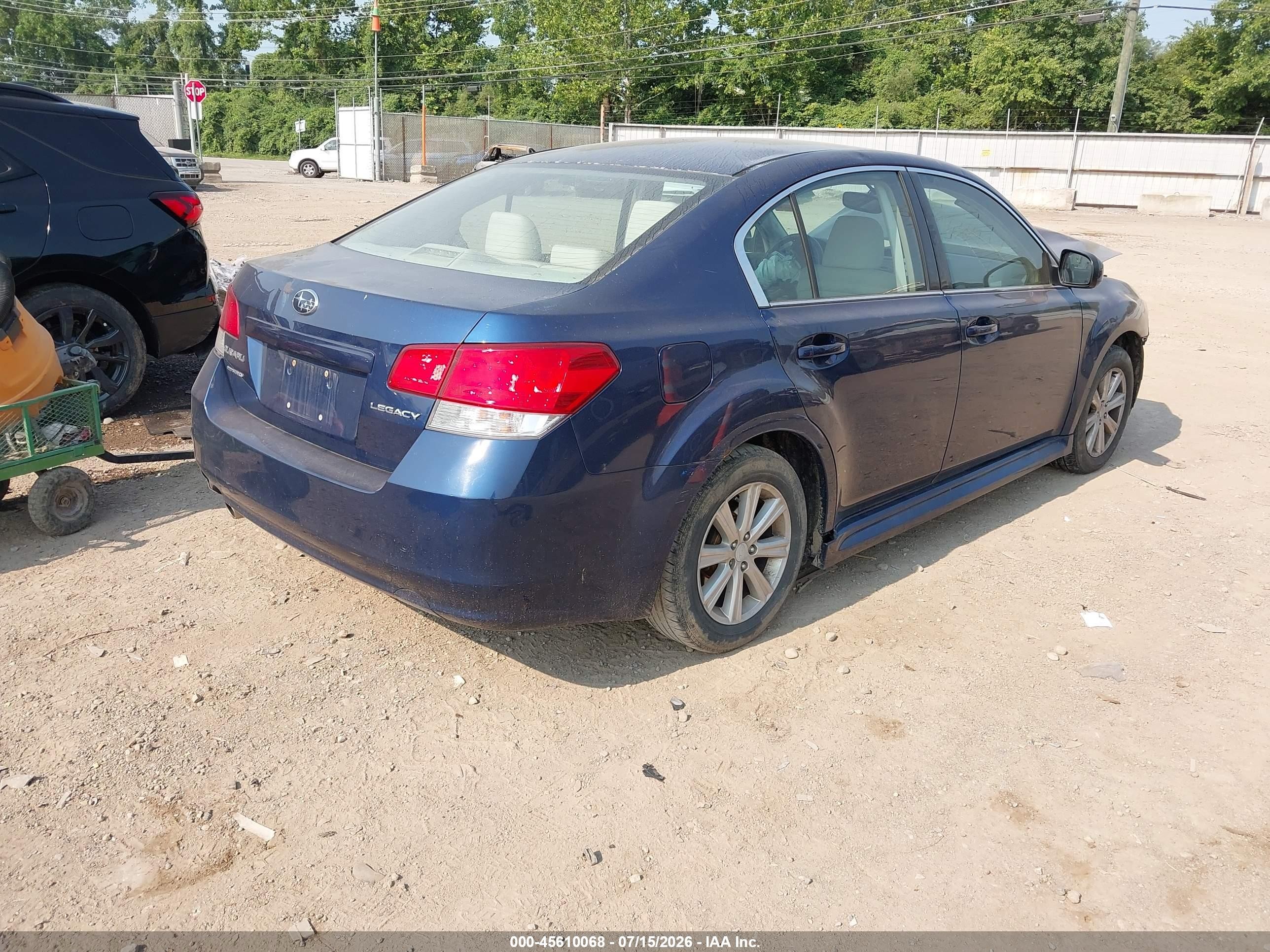 2010 Subaru Legacy 2.5i Premium Blue vin: 4S3BMCG66A3215536