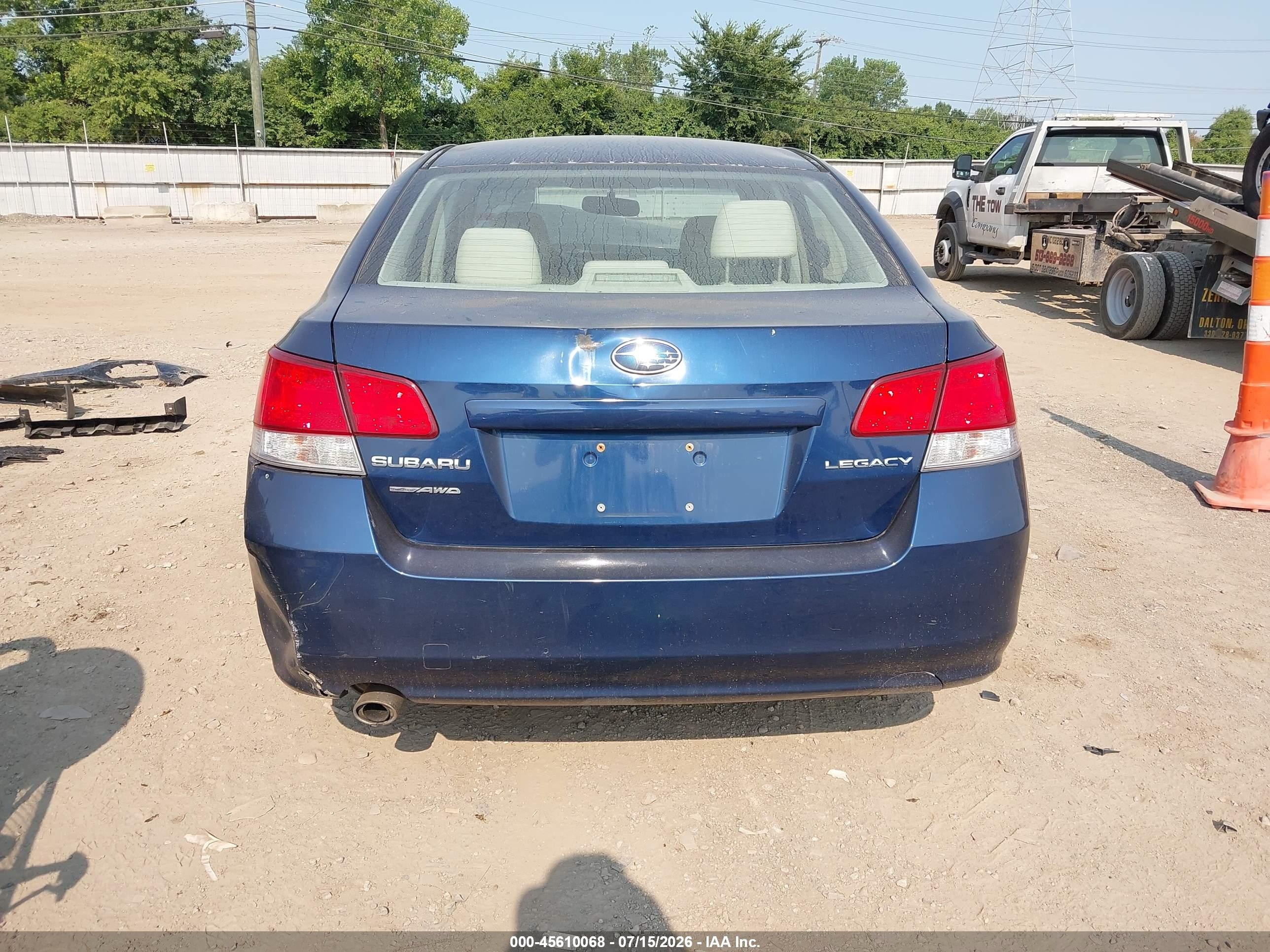 2010 Subaru Legacy 2.5i Premium Blue vin: 4S3BMCG66A3215536