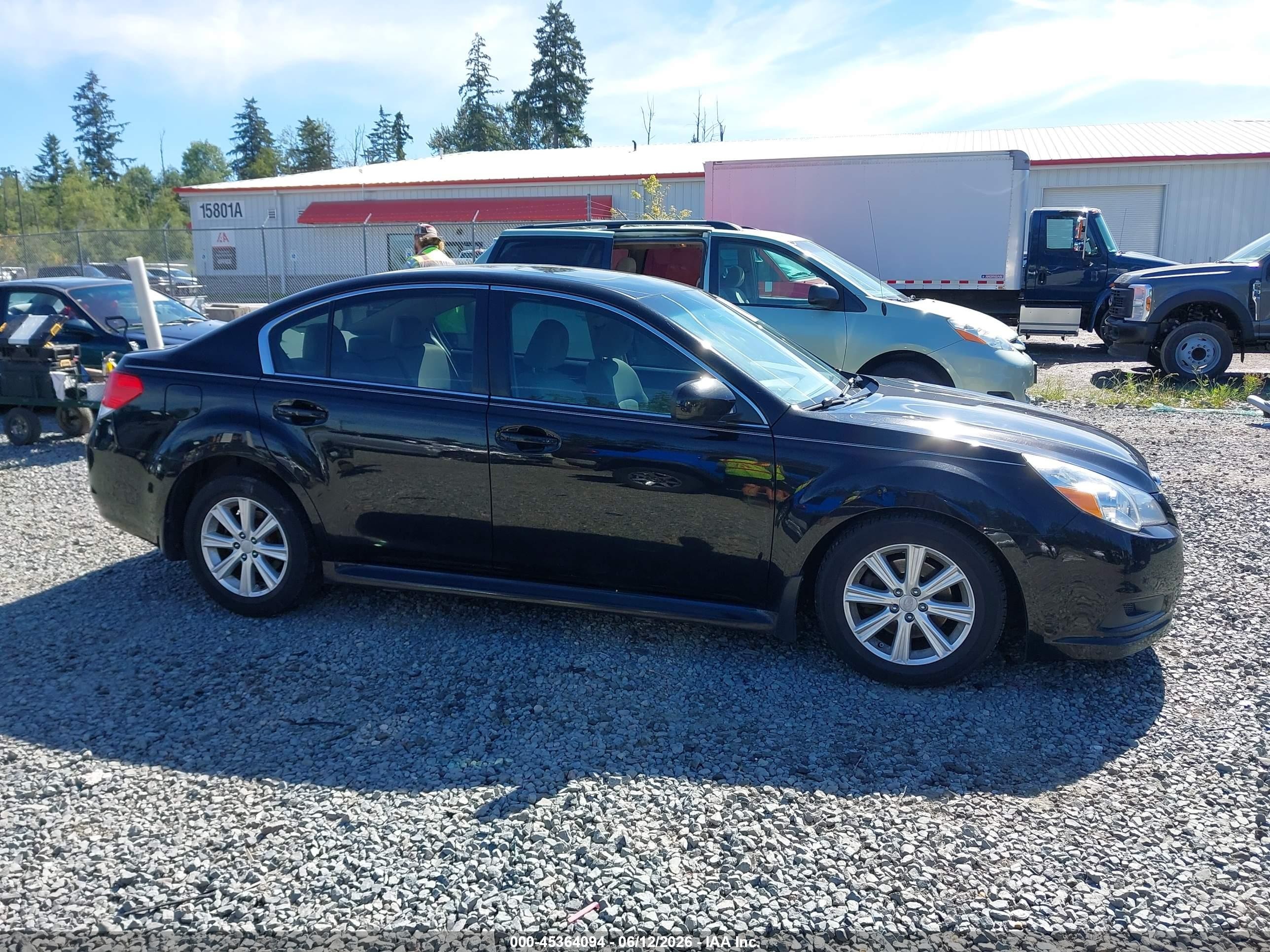 2011 Subaru Legacy 2.5i Premium Черный vin: 4S3BMCG66B3262633