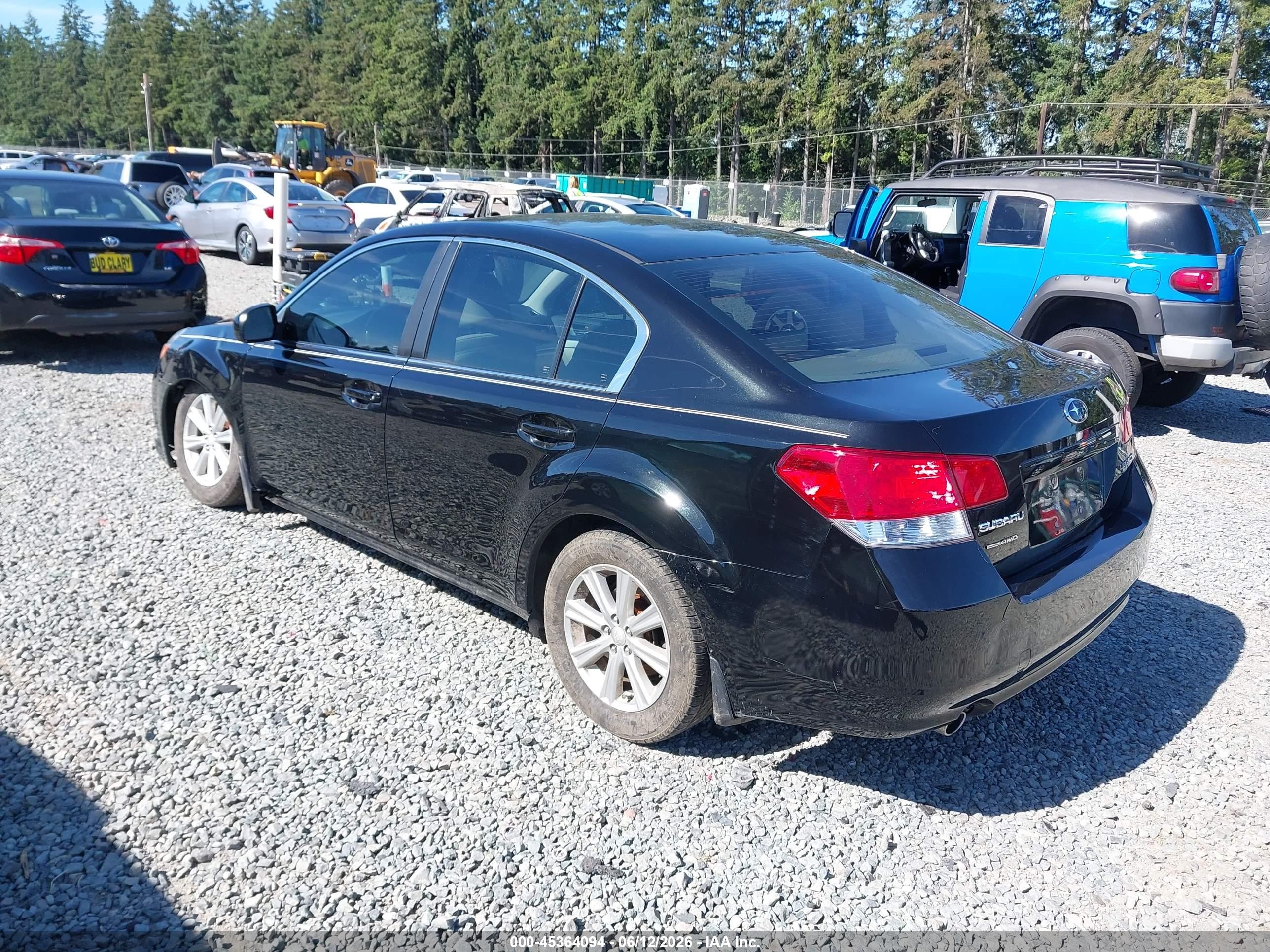2011 Subaru Legacy 2.5i Premium Черный vin: 4S3BMCG66B3262633