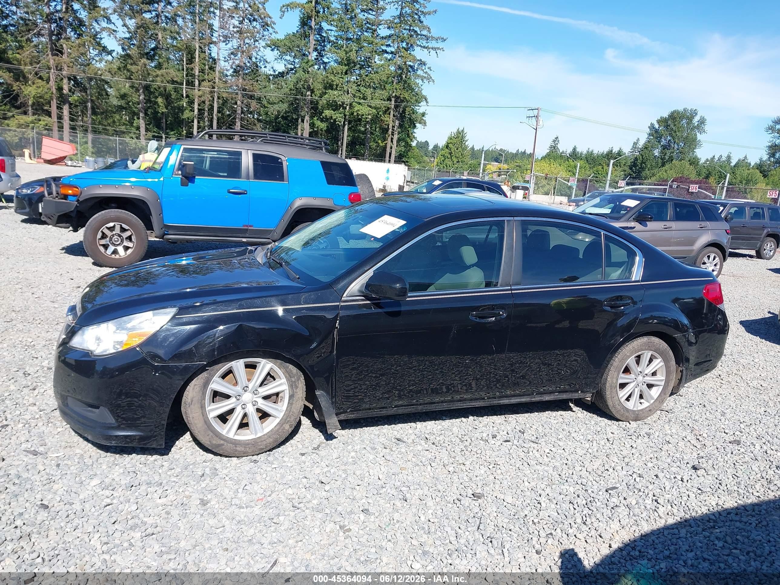 2011 Subaru Legacy 2.5i Premium Черный vin: 4S3BMCG66B3262633