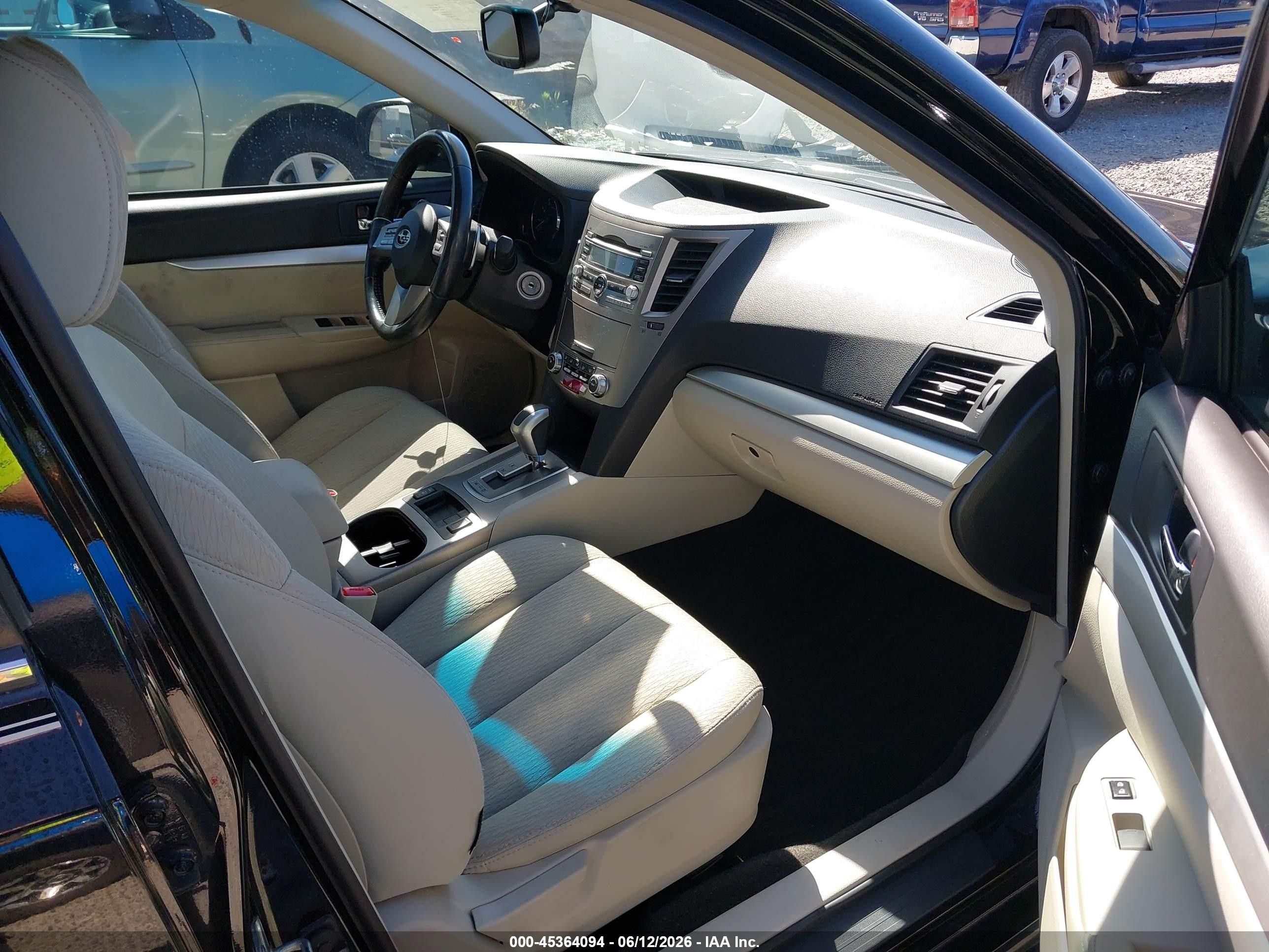 2011 Subaru Legacy 2.5i Premium Черный vin: 4S3BMCG66B3262633