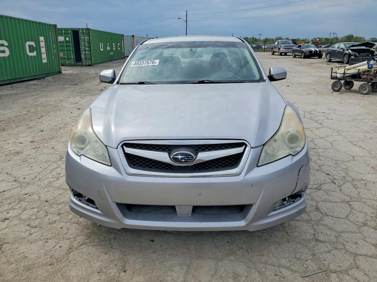 2012 Subaru Legacy 2.5i Premium Silver vin: 4S3BMCG66C3012696
