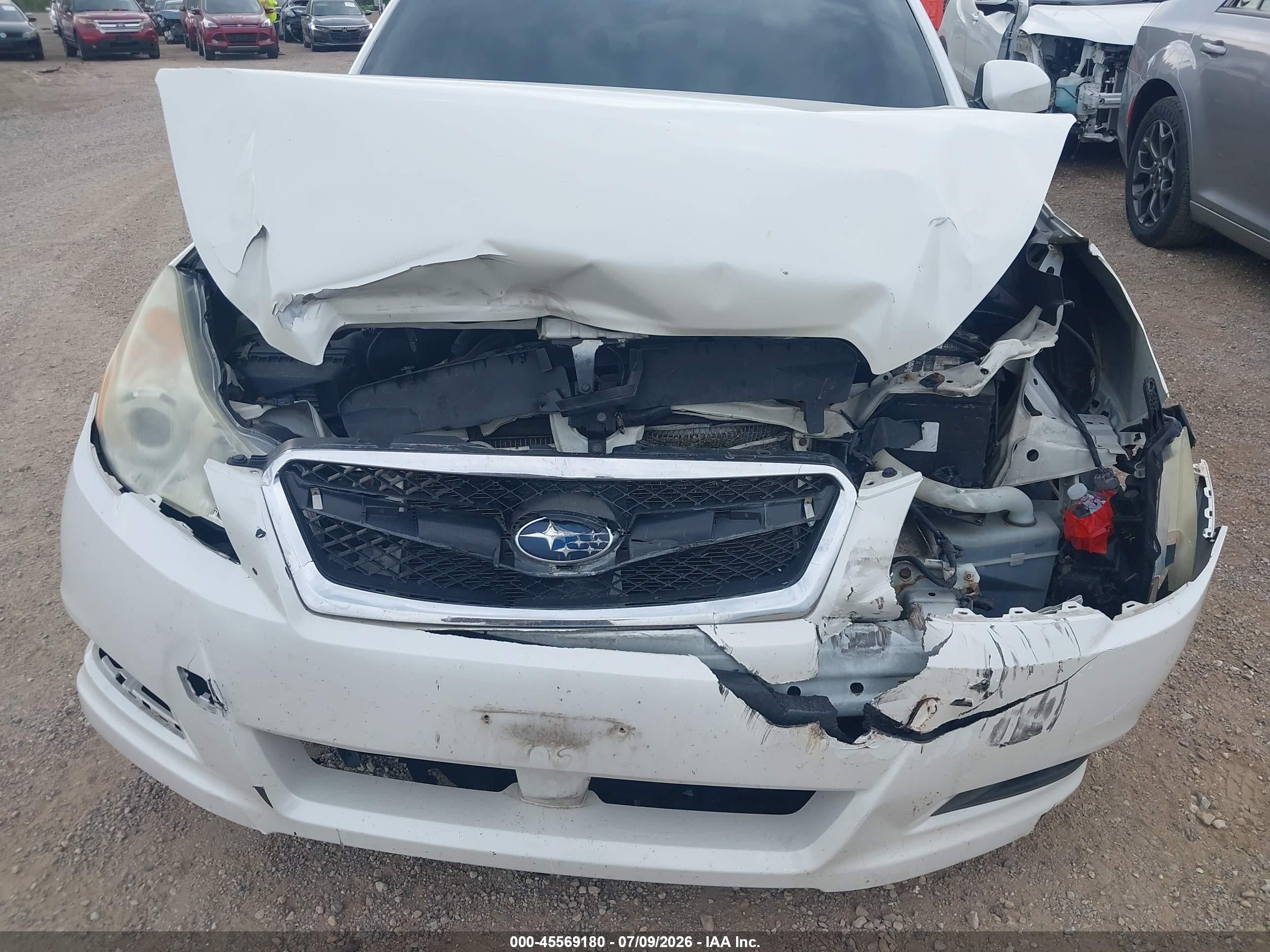 2012 Subaru Legacy 2.5i Premium White vin: 4S3BMCG67C3012139