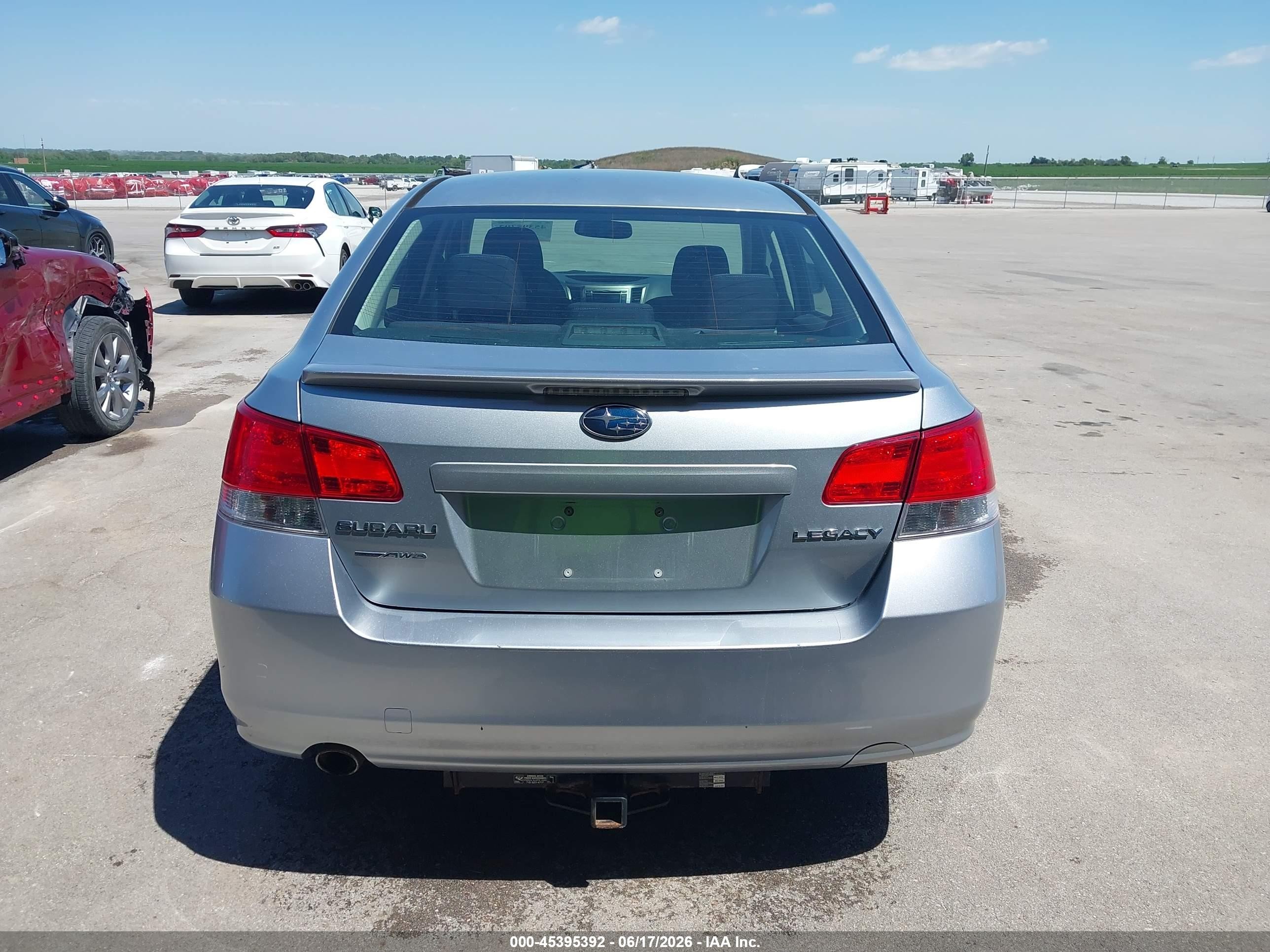 2013 Subaru Legacy 2.5 I Sport Silver vin: 4S3BMCG67D3025202