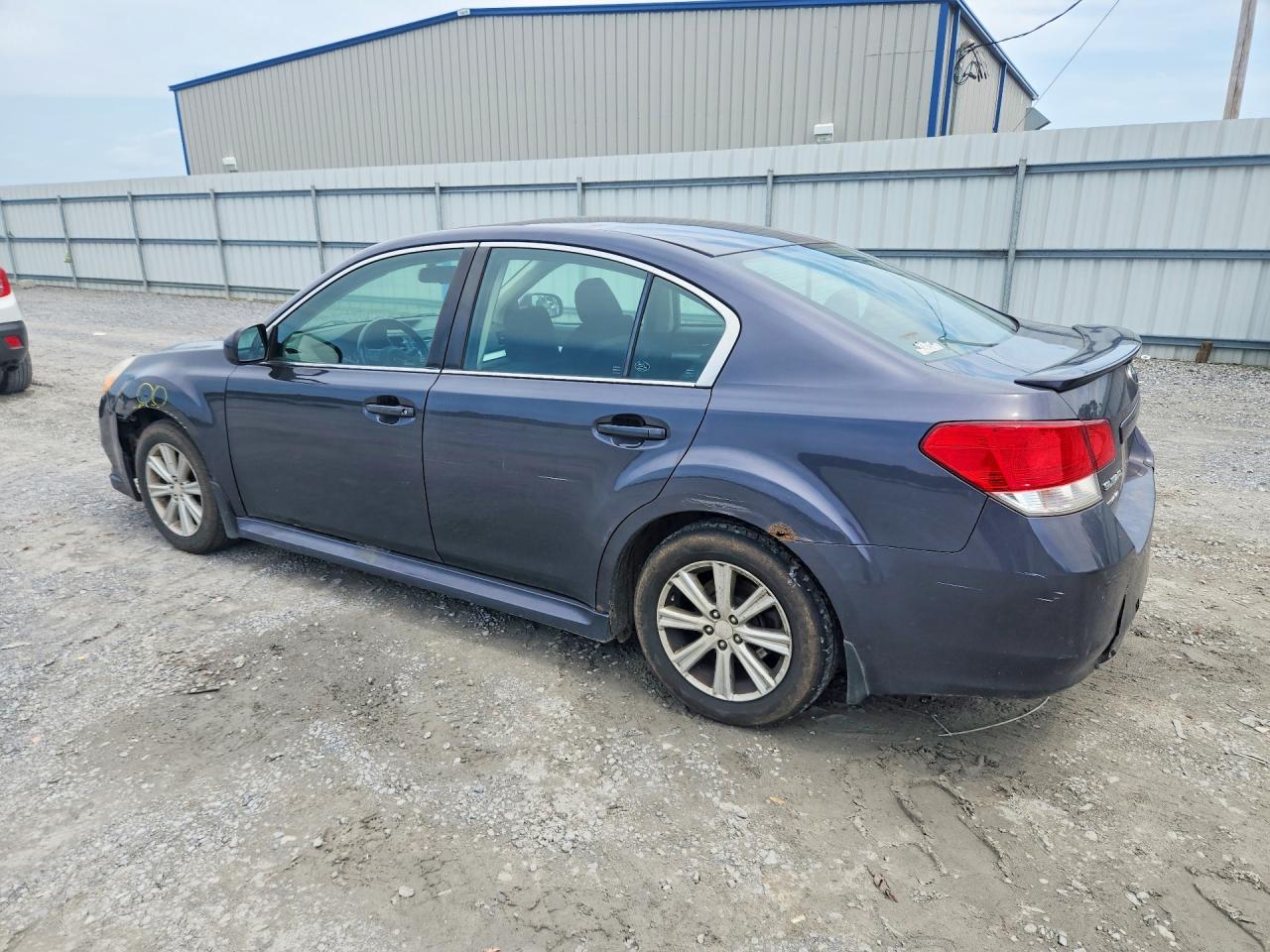 2010 Subaru Legacy 2.5i Premium Синий vin: 4S3BMCG68A3211567