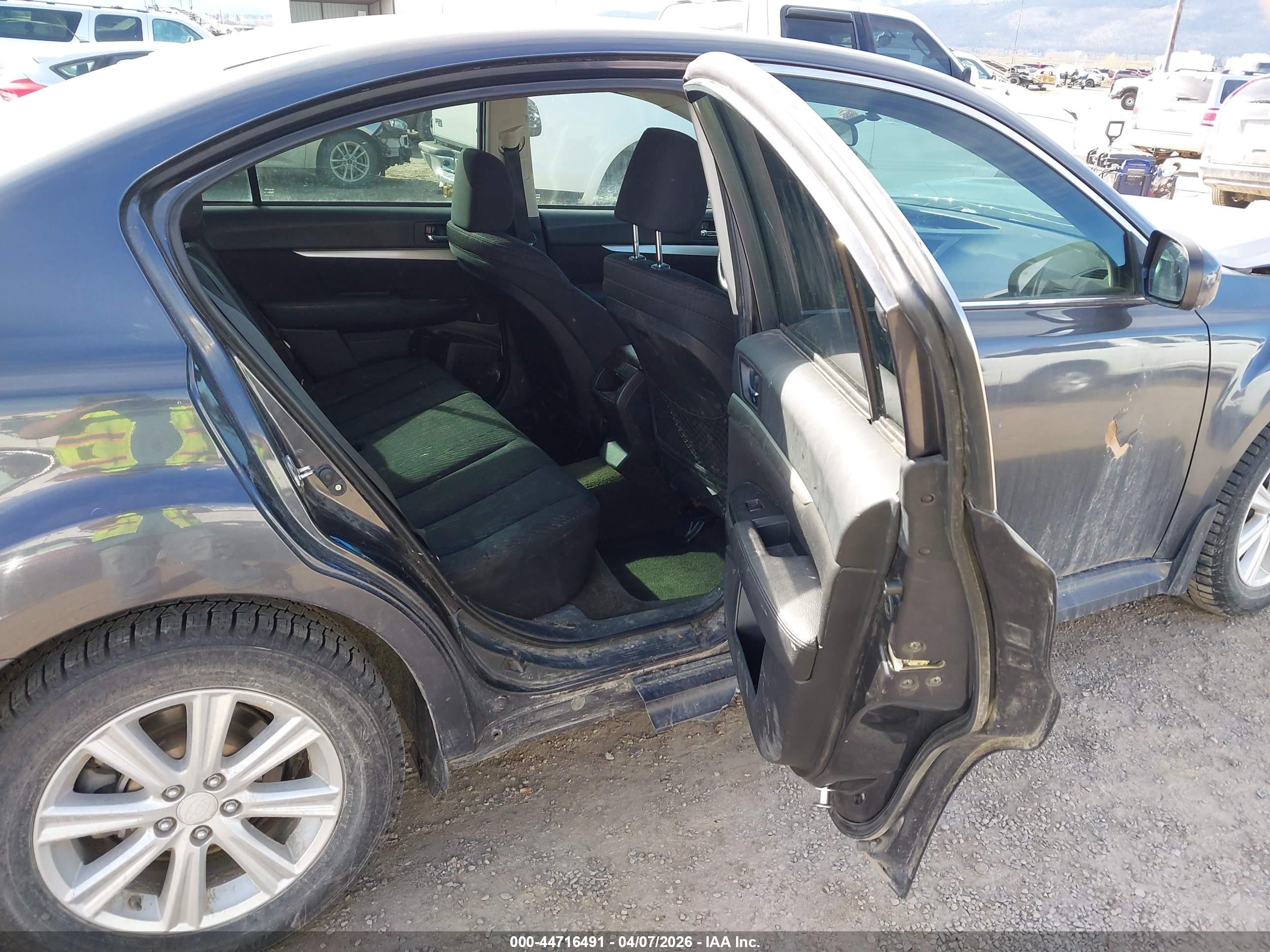 2012 Subaru Legacy 2.5i Premium Серый vin: 4S3BMCG68C3013736
