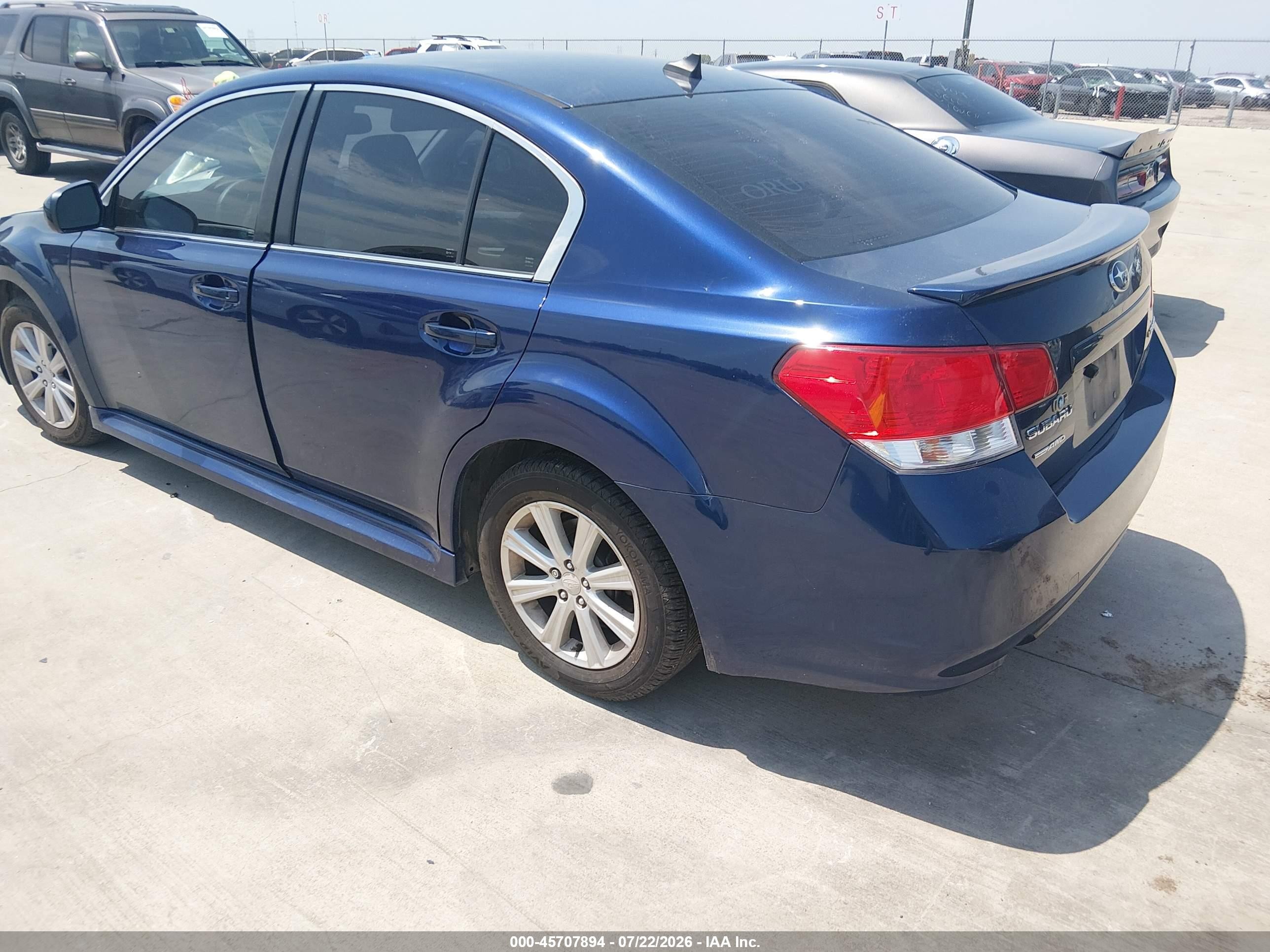 2011 Subaru Legacy 2.5i Premium Синий vin: 4S3BMCH67B3258105