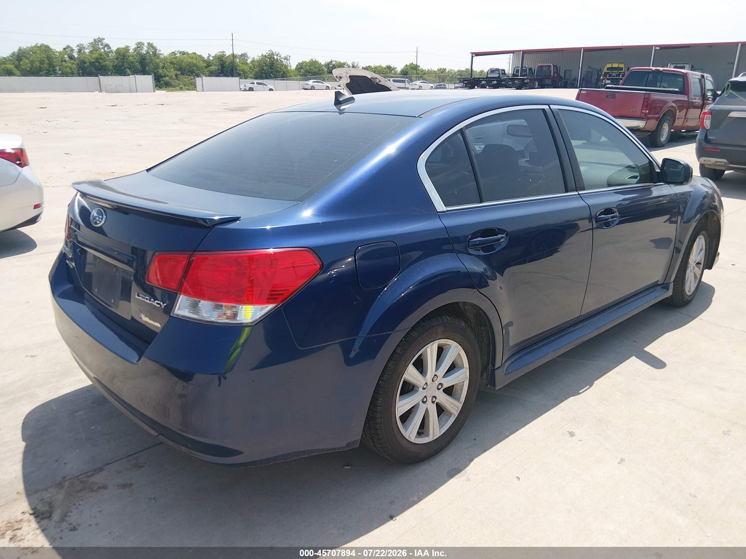2011 Subaru Legacy 2.5i Premium Синий vin: 4S3BMCH67B3258105