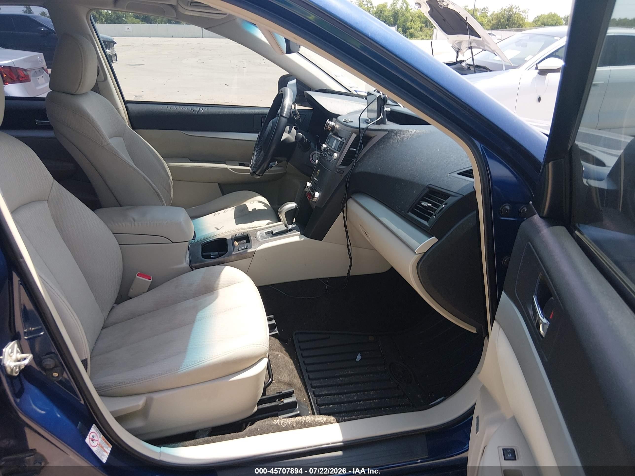 2011 Subaru Legacy 2.5i Premium Синий vin: 4S3BMCH67B3258105
