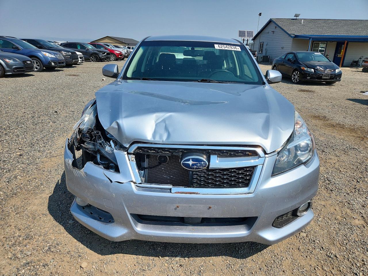 2013 Subaru Legacy 2.5i Limited Silver vin: 4S3BMCJ61D3020263