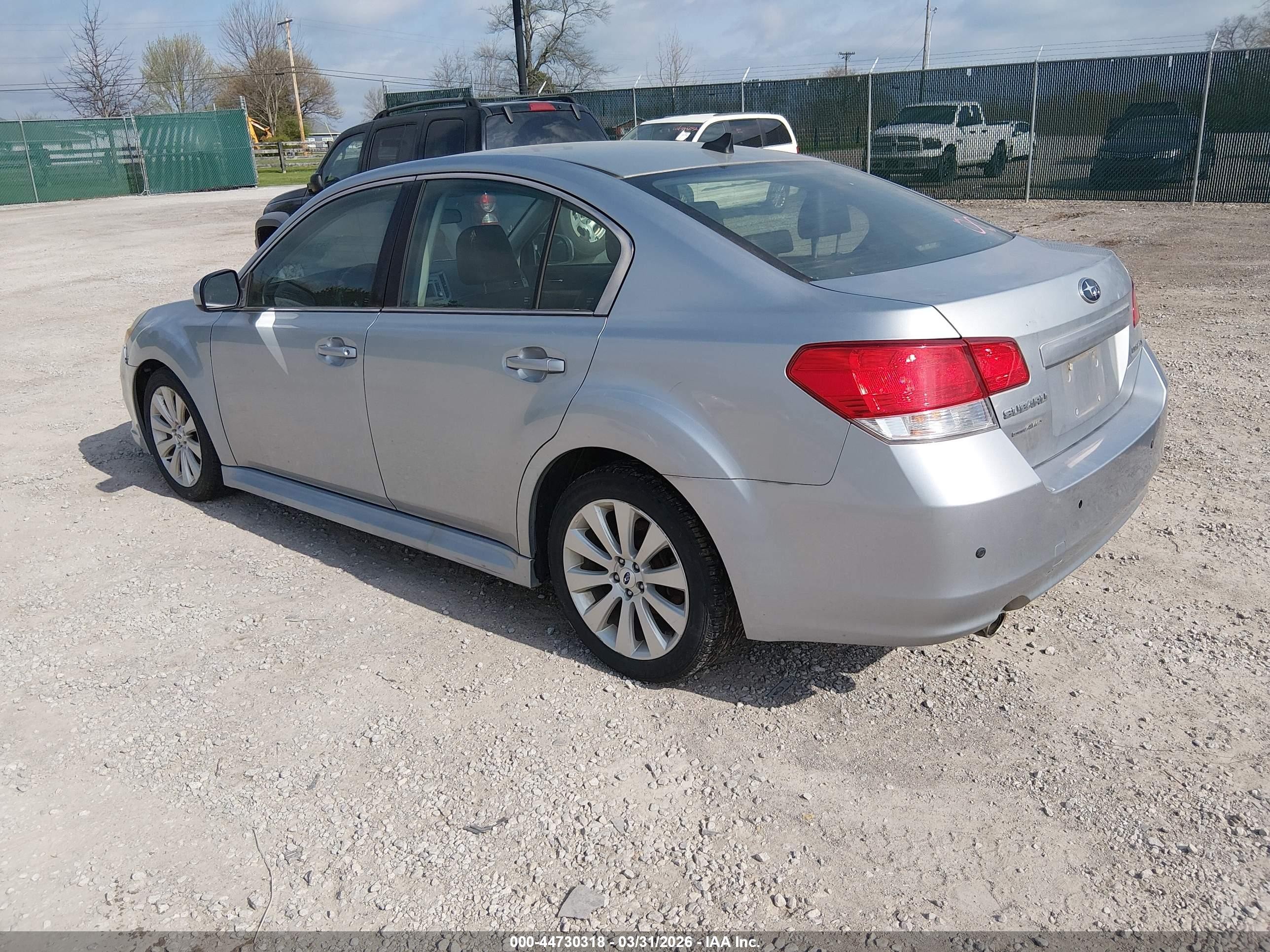 2012 Subaru Legacy 2.5i Limited Silver vin: 4S3BMCJ6XC3039201