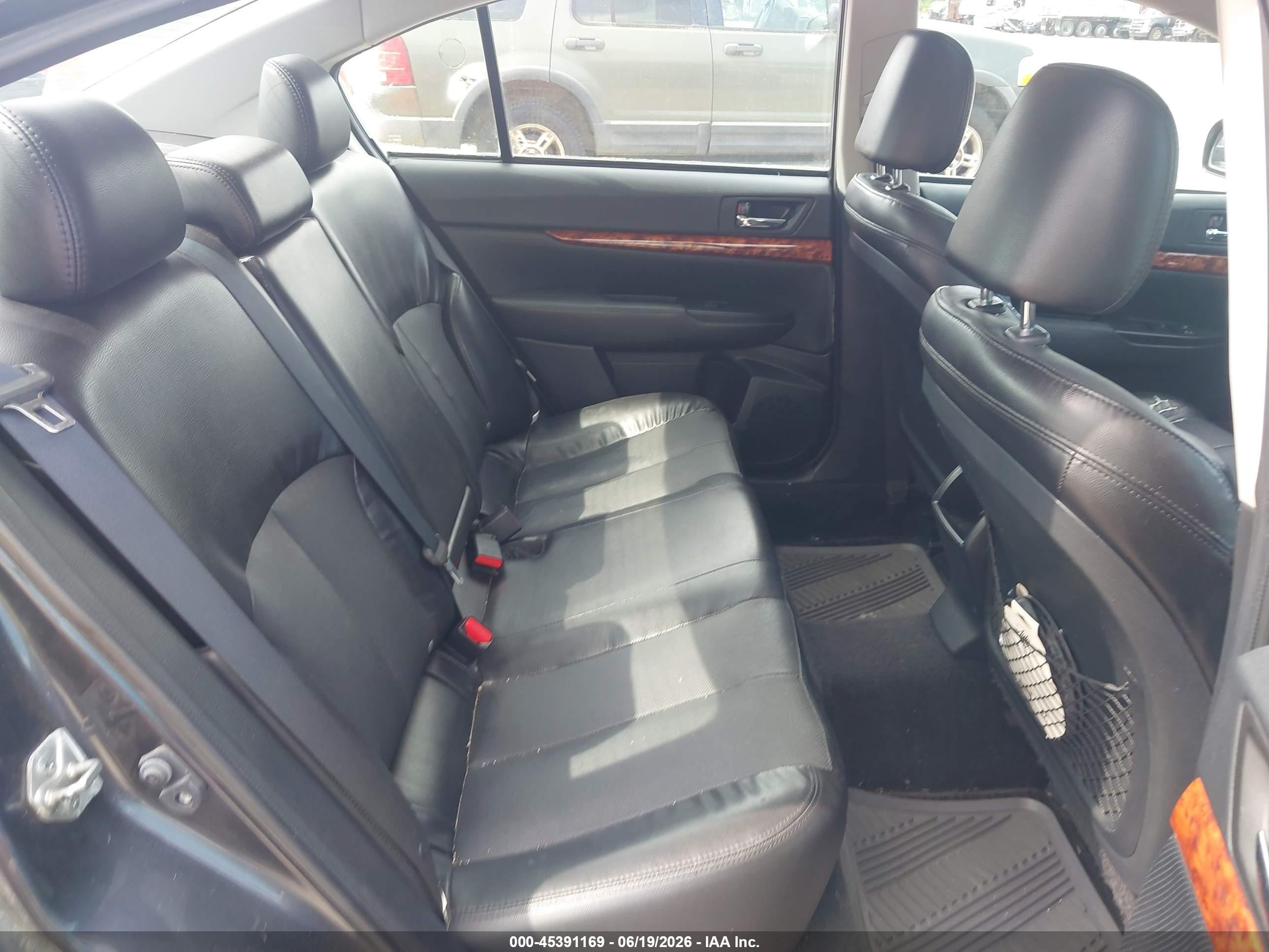 2011 Subaru Legacy 2.5i Limited Dark Blue vin: 4S3BMCK61B3243155