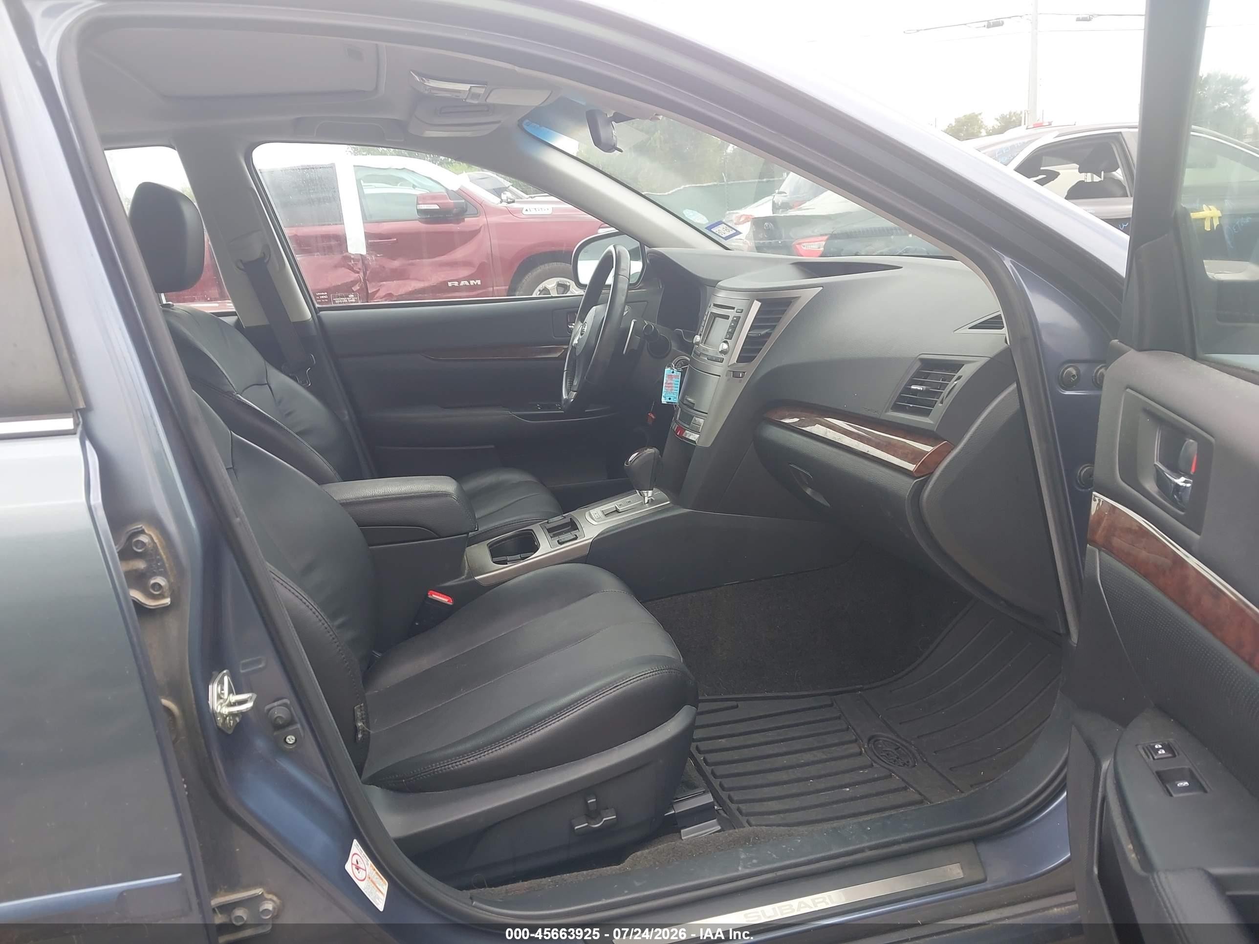 2013 Subaru Legacy 2.5i Limited Blue vin: 4S3BMCK62D3005656