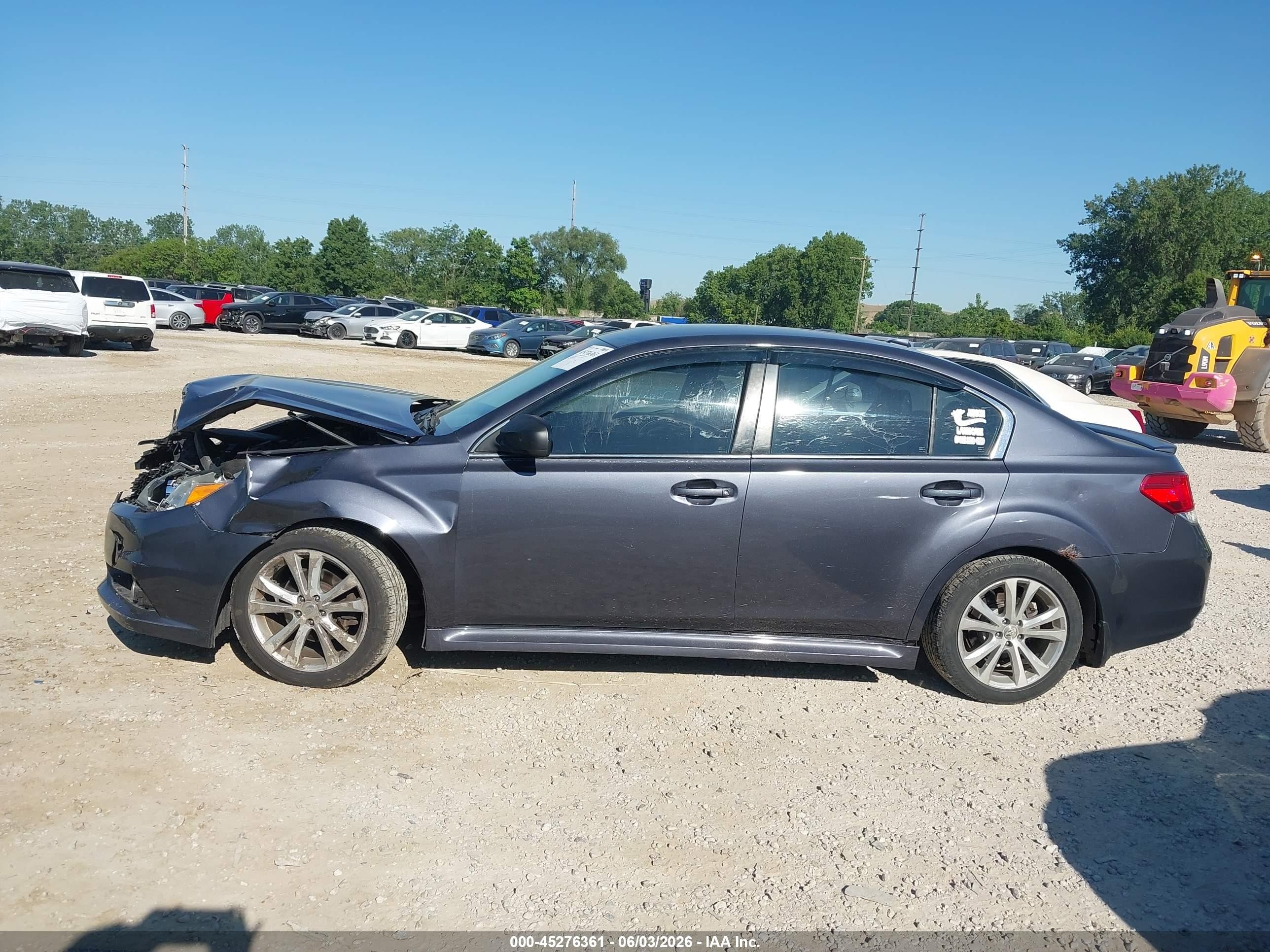 2014 Subaru Legacy 2.5i Limited Gray vin: 4S3BMCK63E3015114