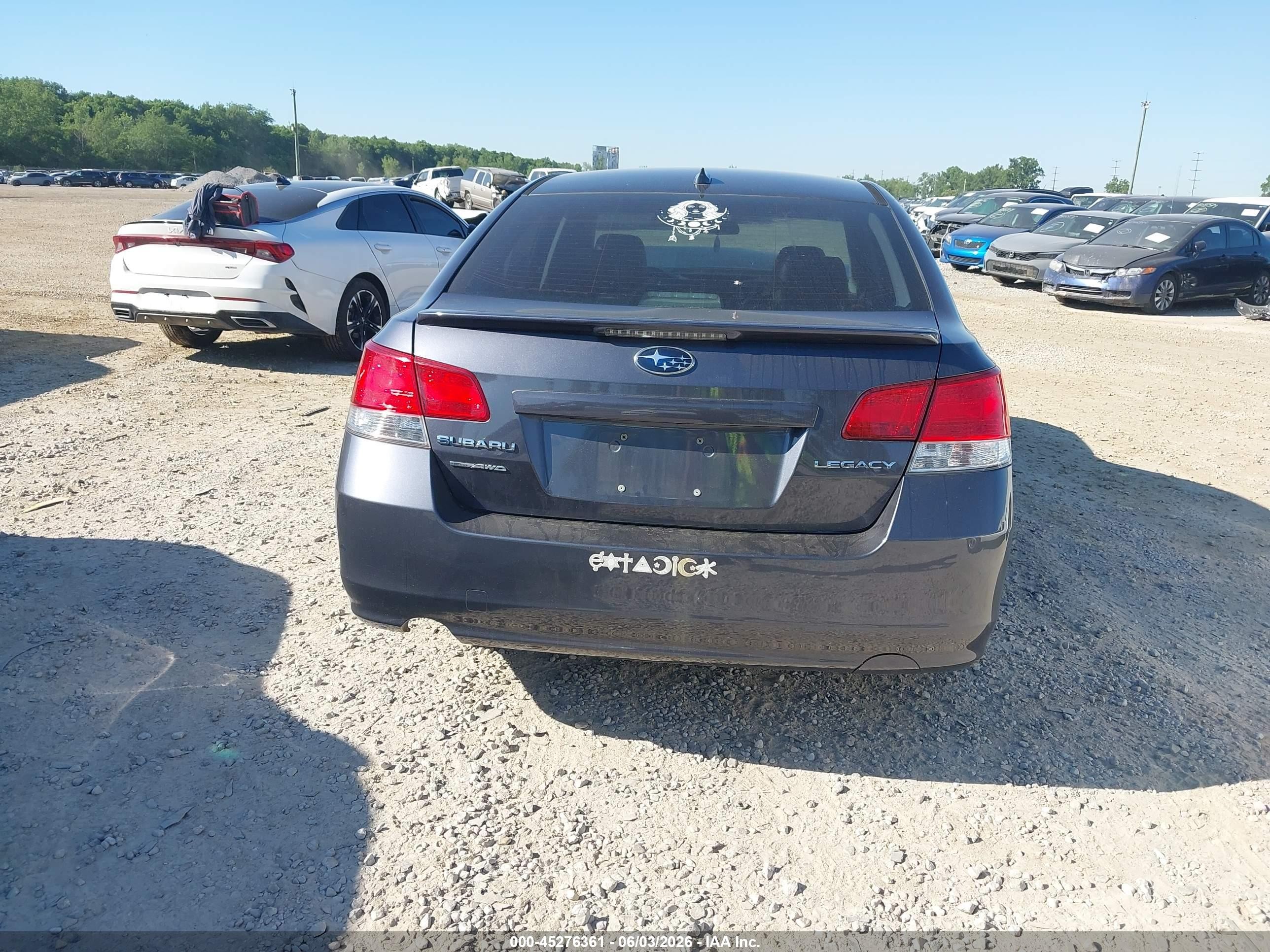 2014 Subaru Legacy 2.5i Limited Gray vin: 4S3BMCK63E3015114