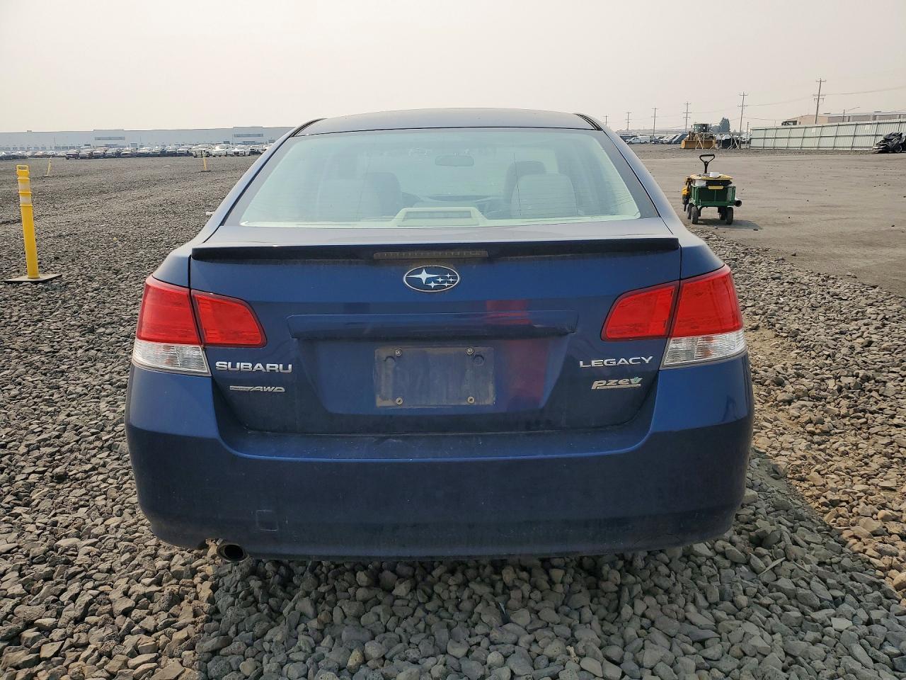 2010 Subaru Legacy 2.5i Limited Blue vin: 4S3BMCK67A3242770