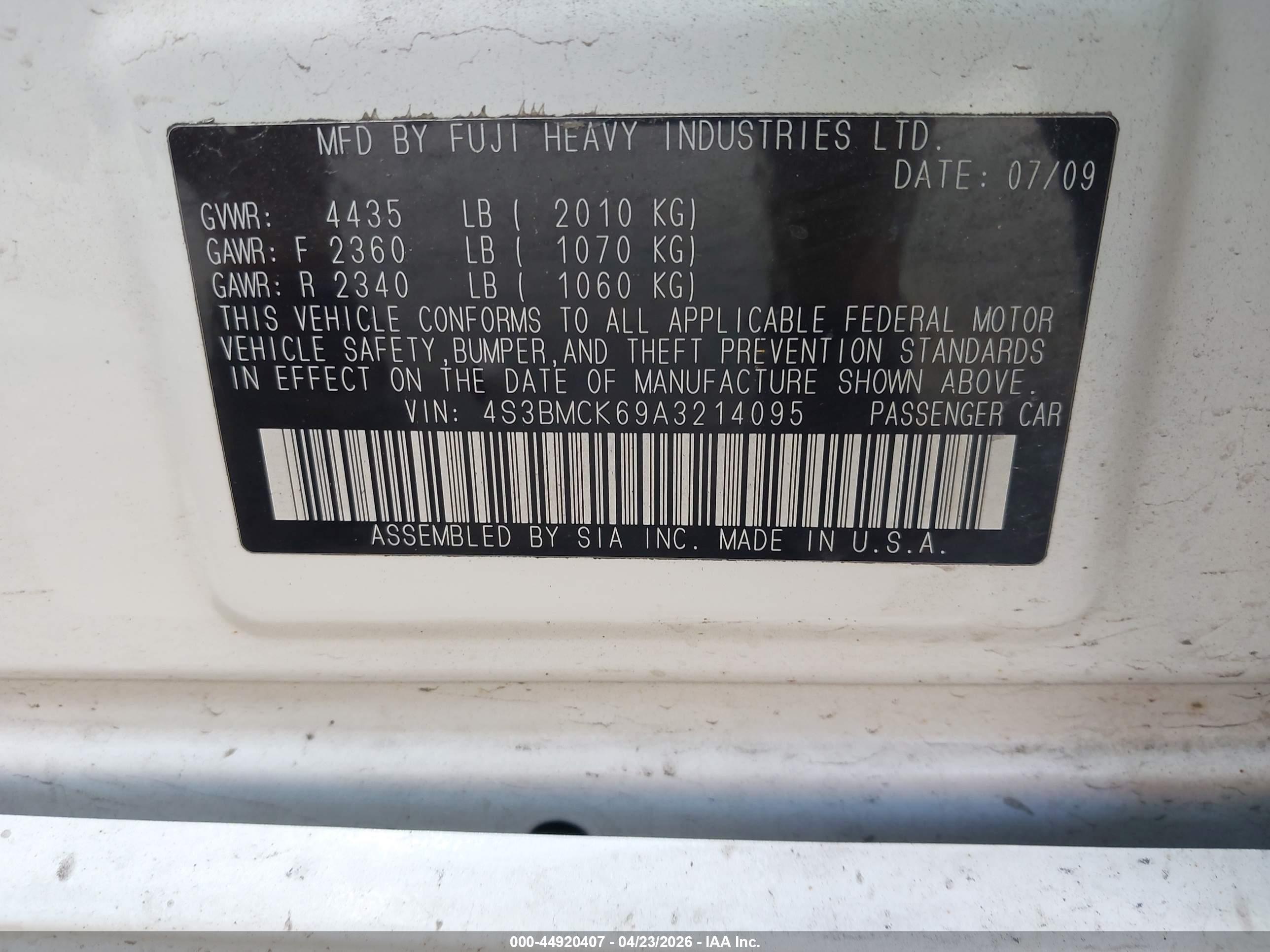 2010 Subaru Legacy 2.5i Limited Белый vin: 4S3BMCK69A3214095
