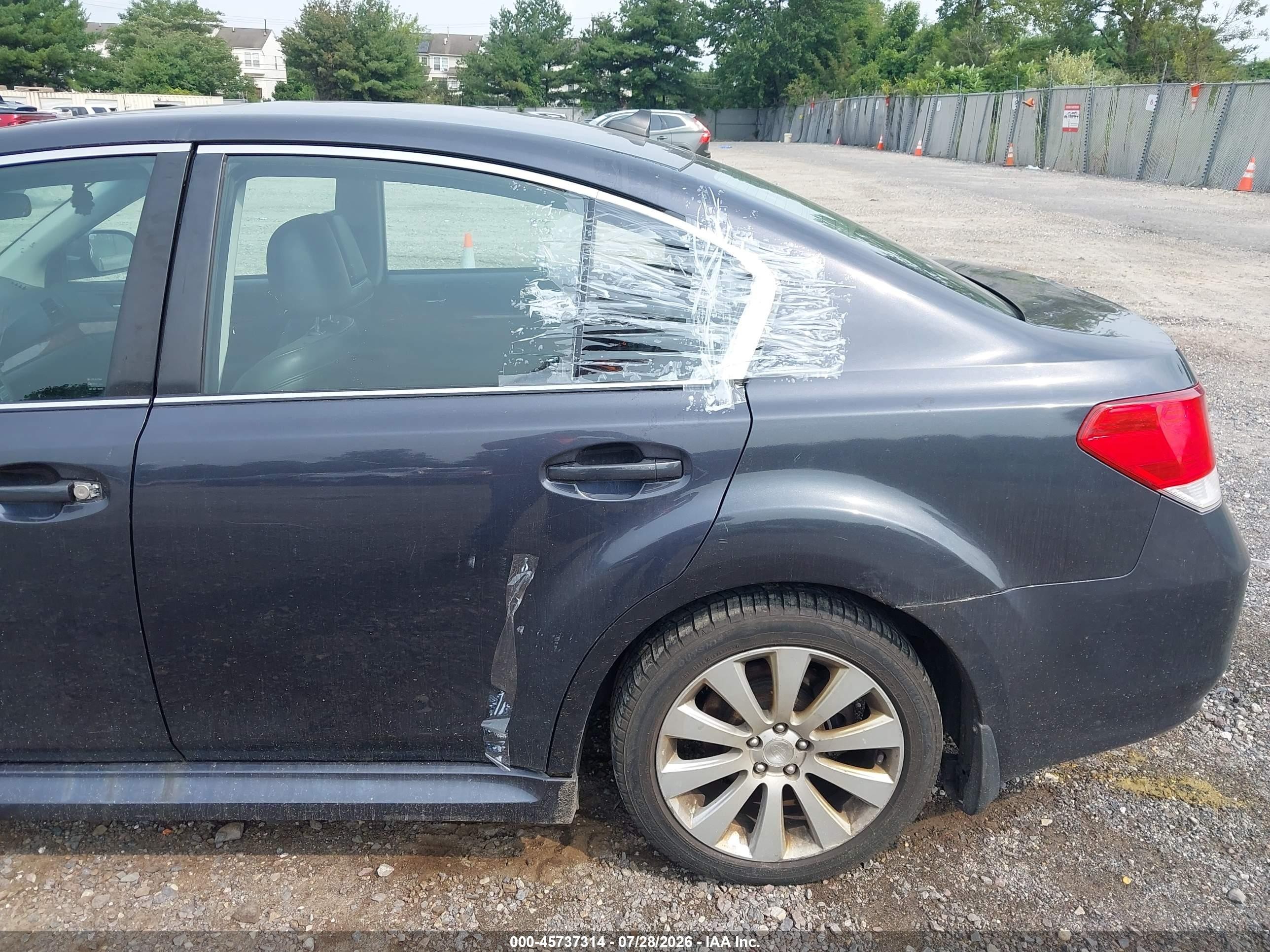 2011 Subaru Legacy 2.5i Limited Серый vin: 4S3BMCK6XB3210574