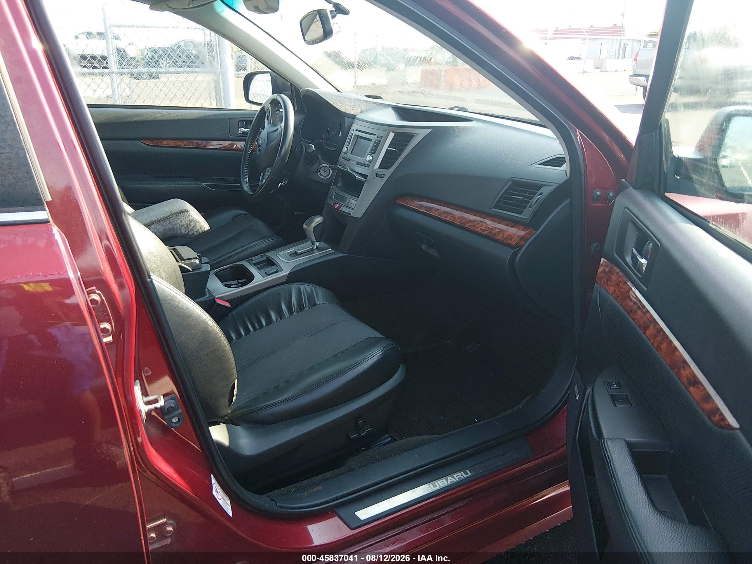 2012 Subaru Legacy 2.5i Limited Red vin: 4S3BMCK6XC3040668