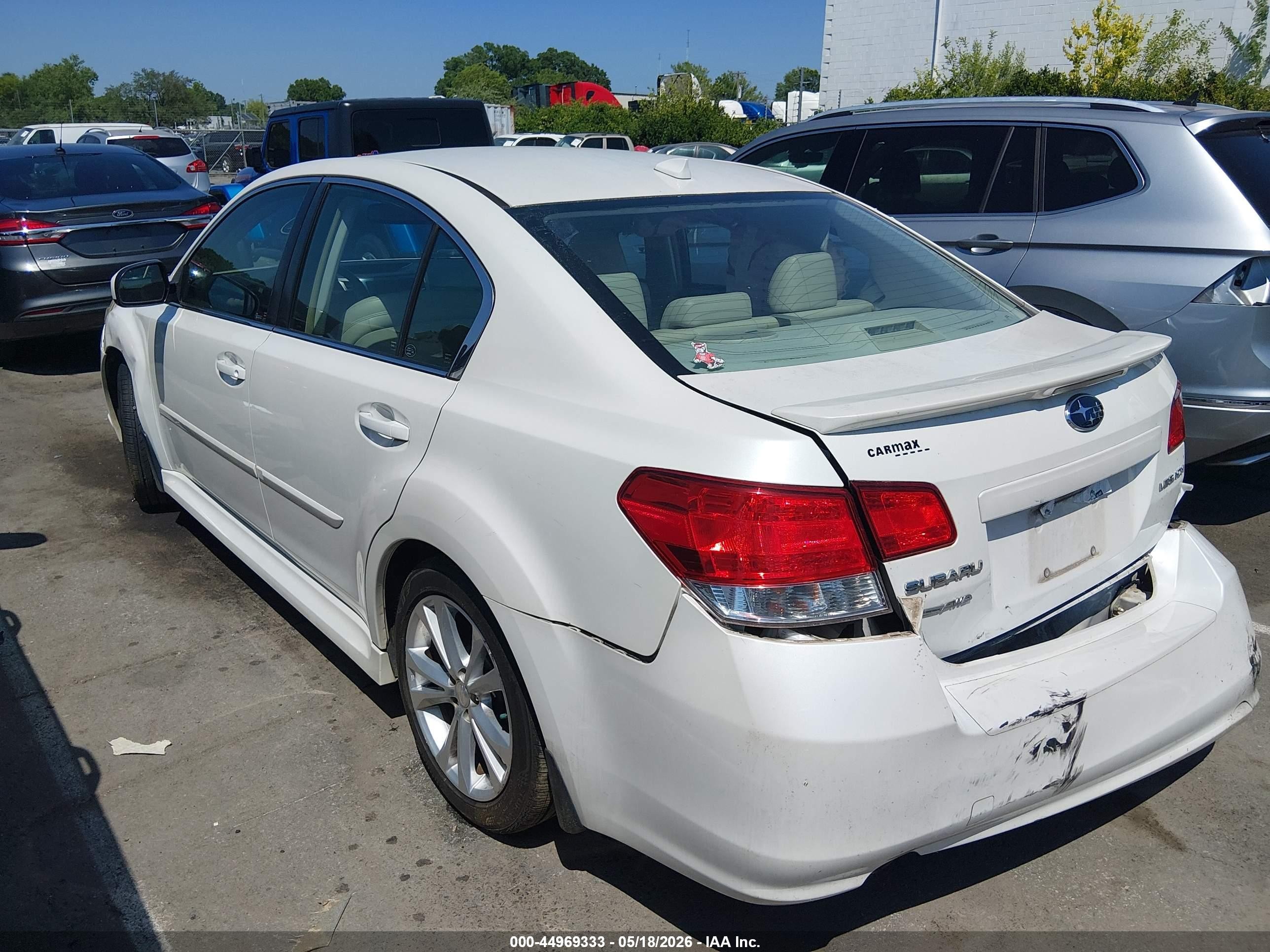 2014 Subaru Legacy 2.5i Limited Белый vin: 4S3BMCL65E3012391