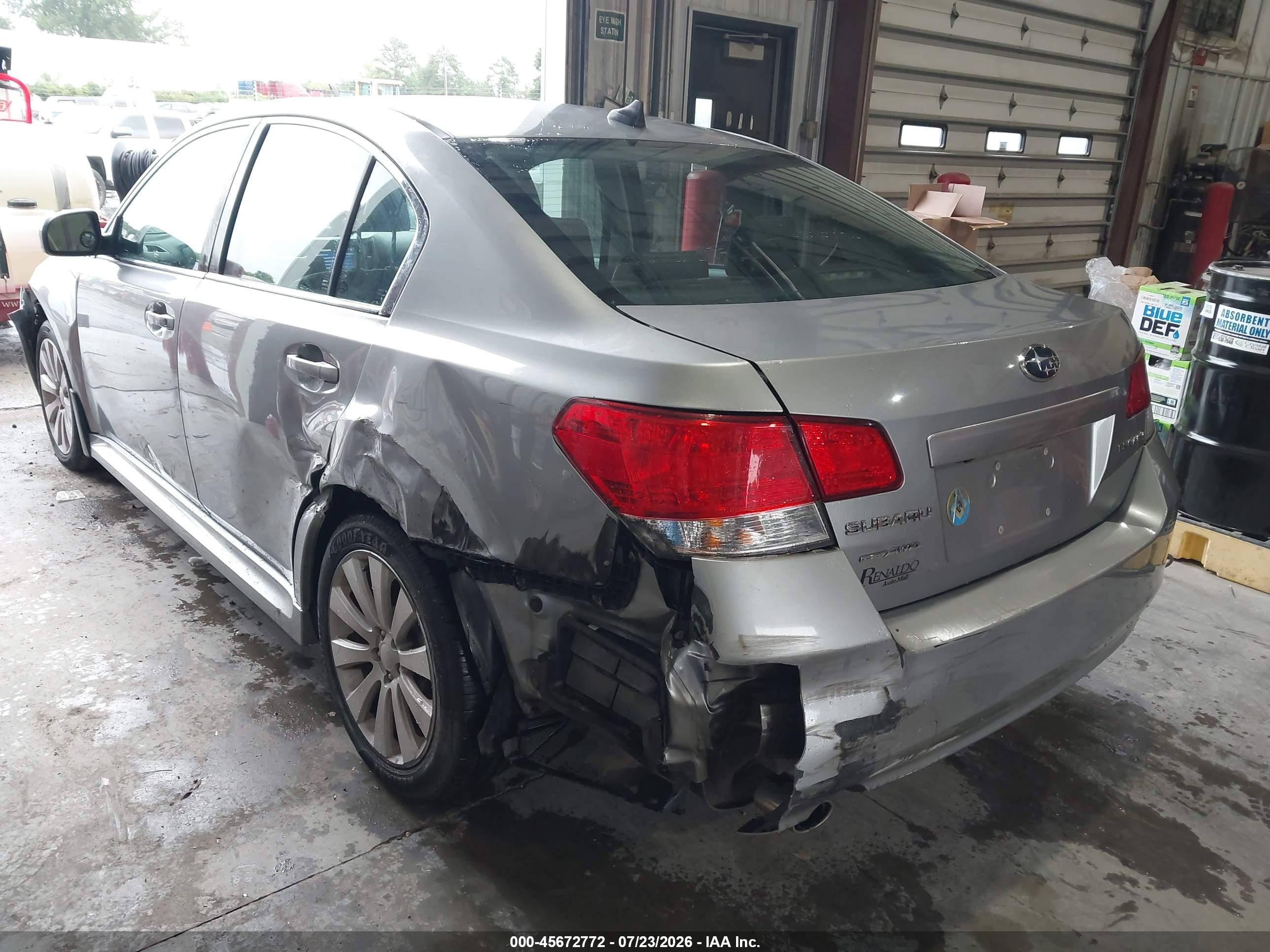 2011 Subaru Legacy 2.5i Limited Серебряный vin: 4S3BMCL69B3230314