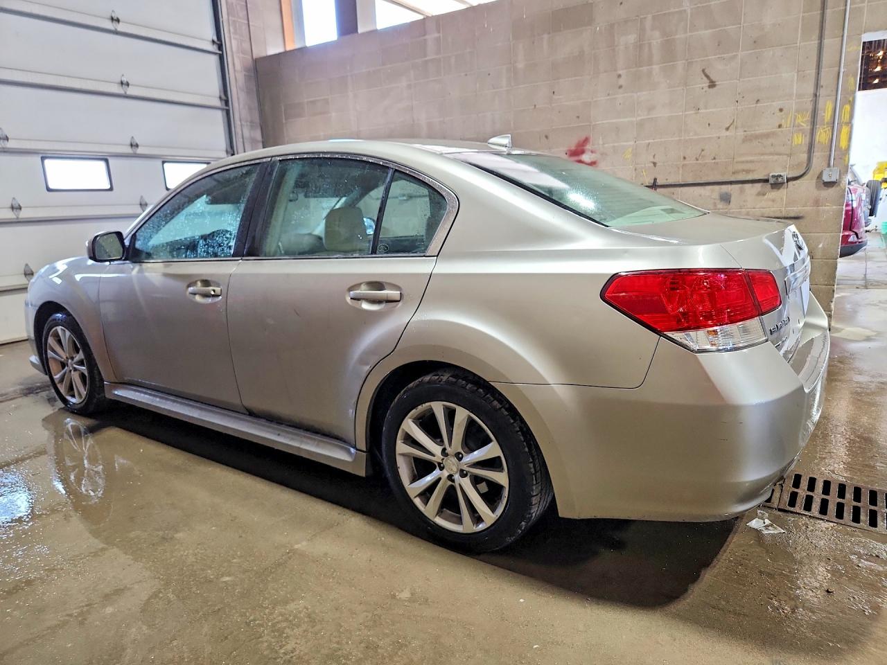2014 Subaru Legacy 2.5i Limited Beige vin: 4S3BMCL6XE3022818