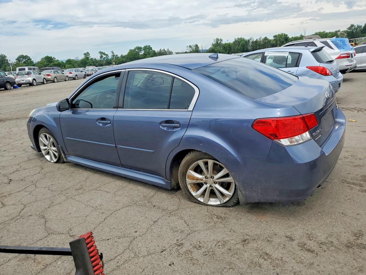 2014 Subaru Legacy 2.5i Limited Blue vin: 4S3BMCM69E3034036