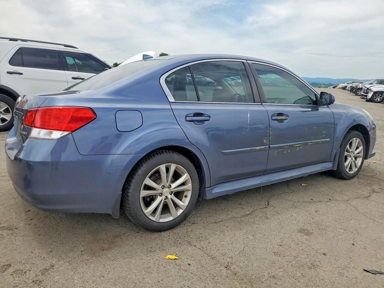 2014 Subaru Legacy 2.5i Limited Blue vin: 4S3BMCM69E3034036