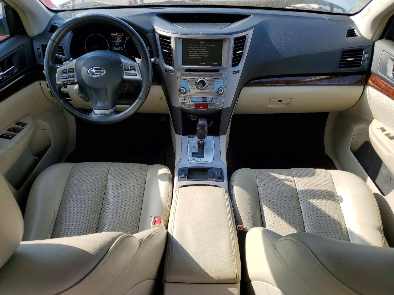 2013 Subaru Legacy 2.5i Limited White vin: 4S3BMCP66D3015521