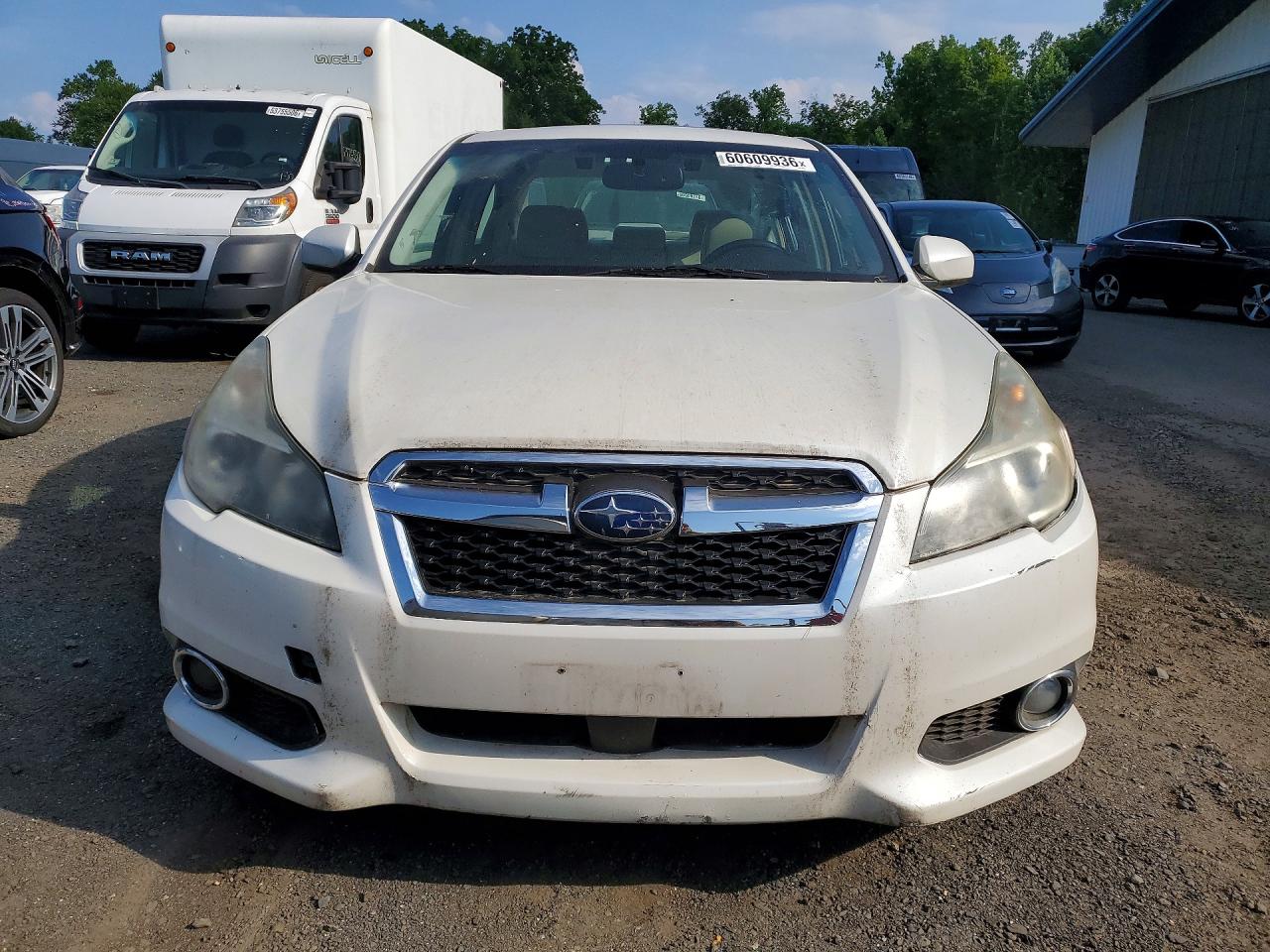 2013 Subaru Legacy 2.5i Limited White vin: 4S3BMCP66D3015521