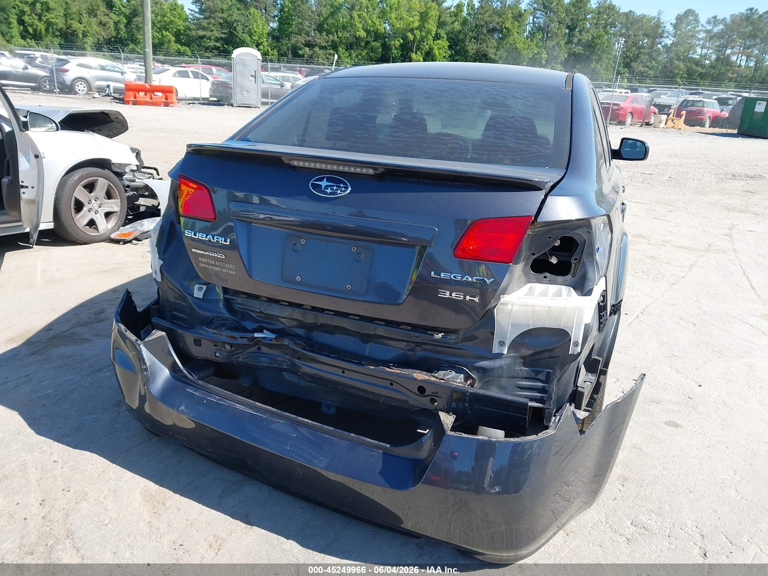 2013 Subaru Legacy 3.6r Gray vin: 4S3BMDA63D2006490