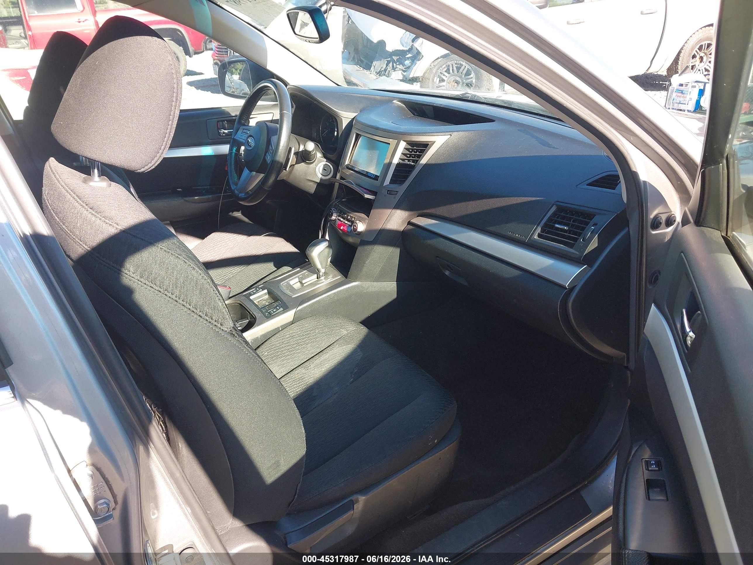 2011 Subaru Legacy 3.6r Premium Серый vin: 4S3BMDC6XB2256528