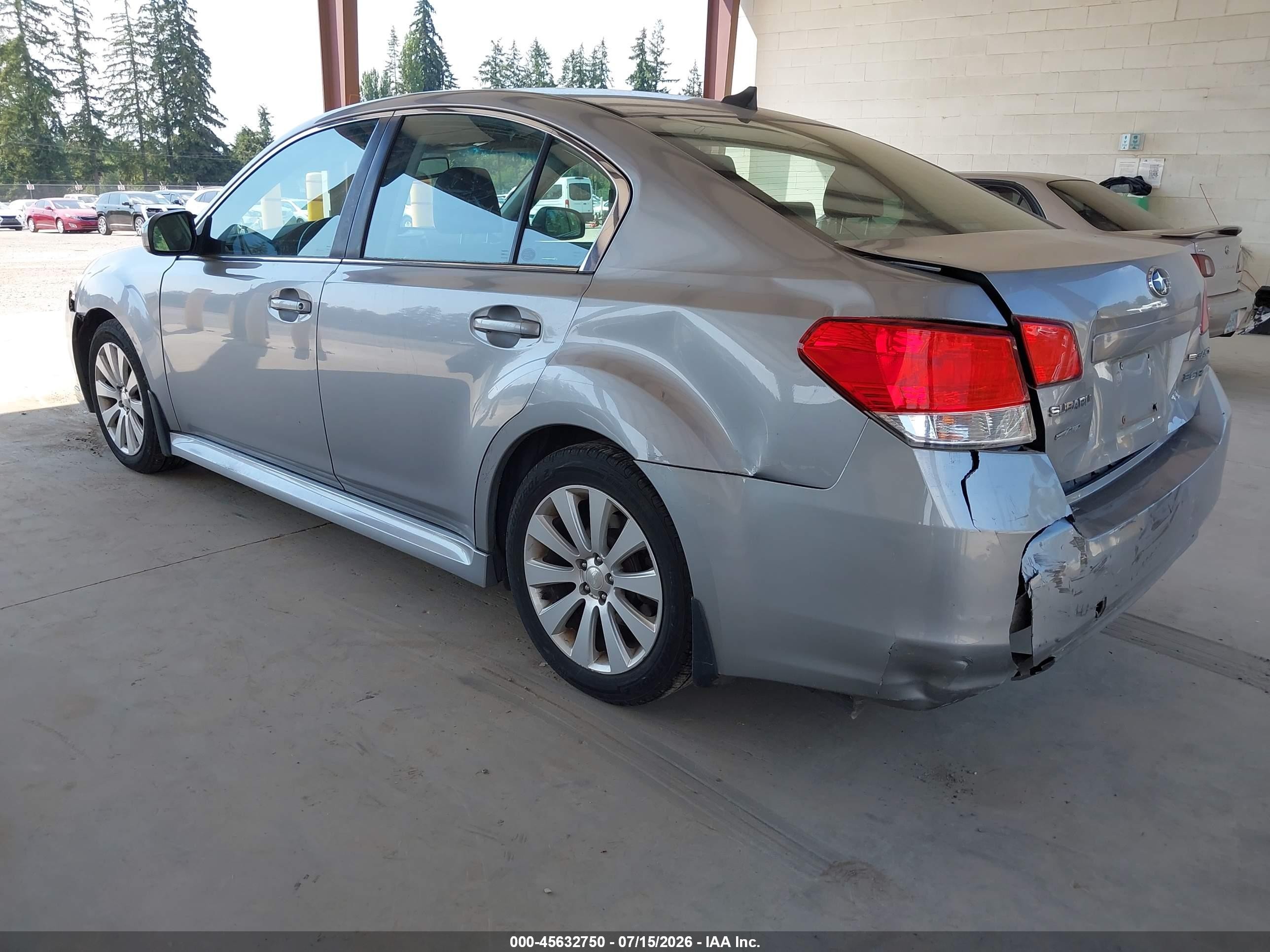 2011 Subaru Legacy 3.6r Limited Серебряный vin: 4S3BMDK61B2227047