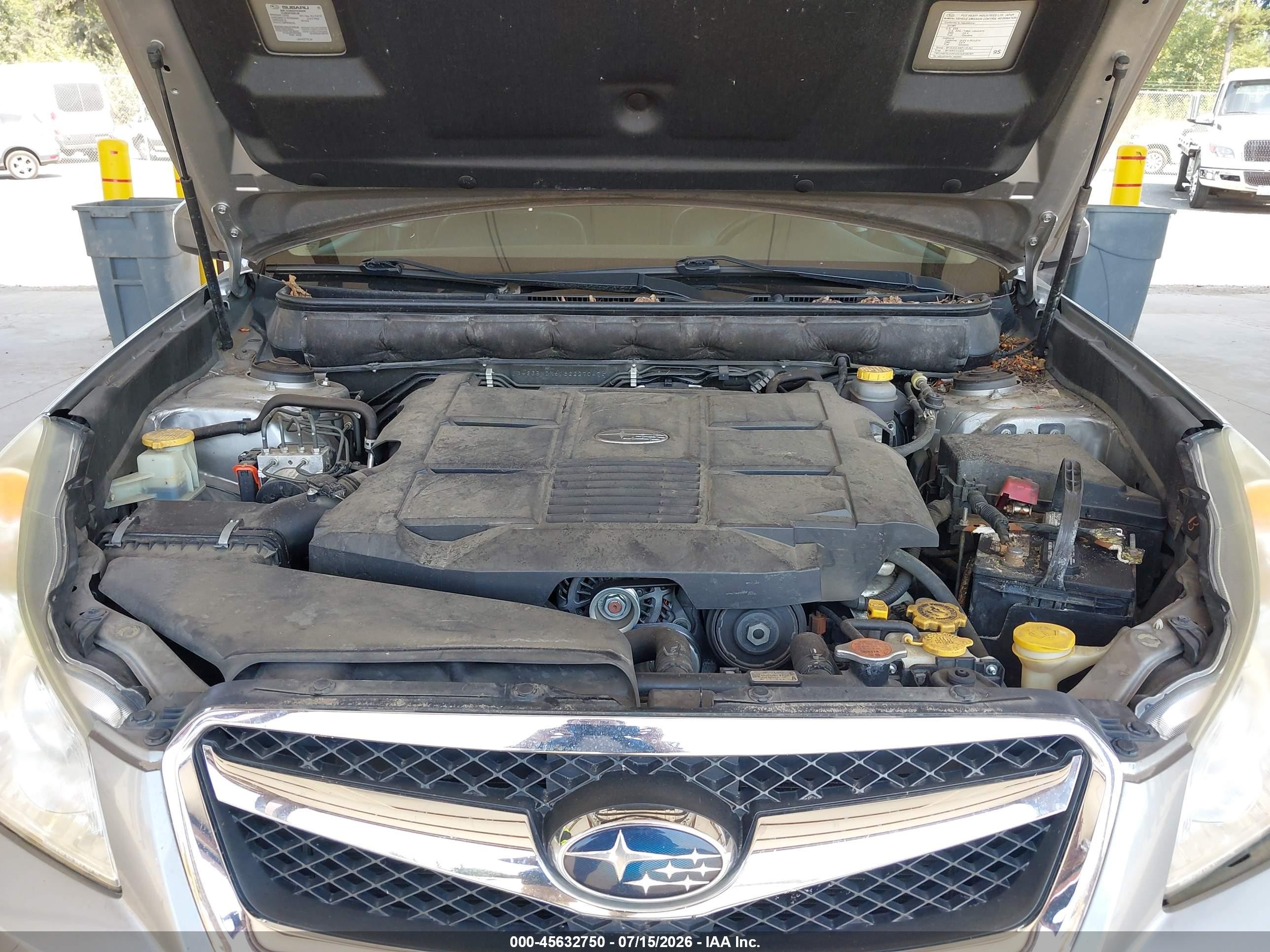 2011 Subaru Legacy 3.6r Limited Серебряный vin: 4S3BMDK61B2227047