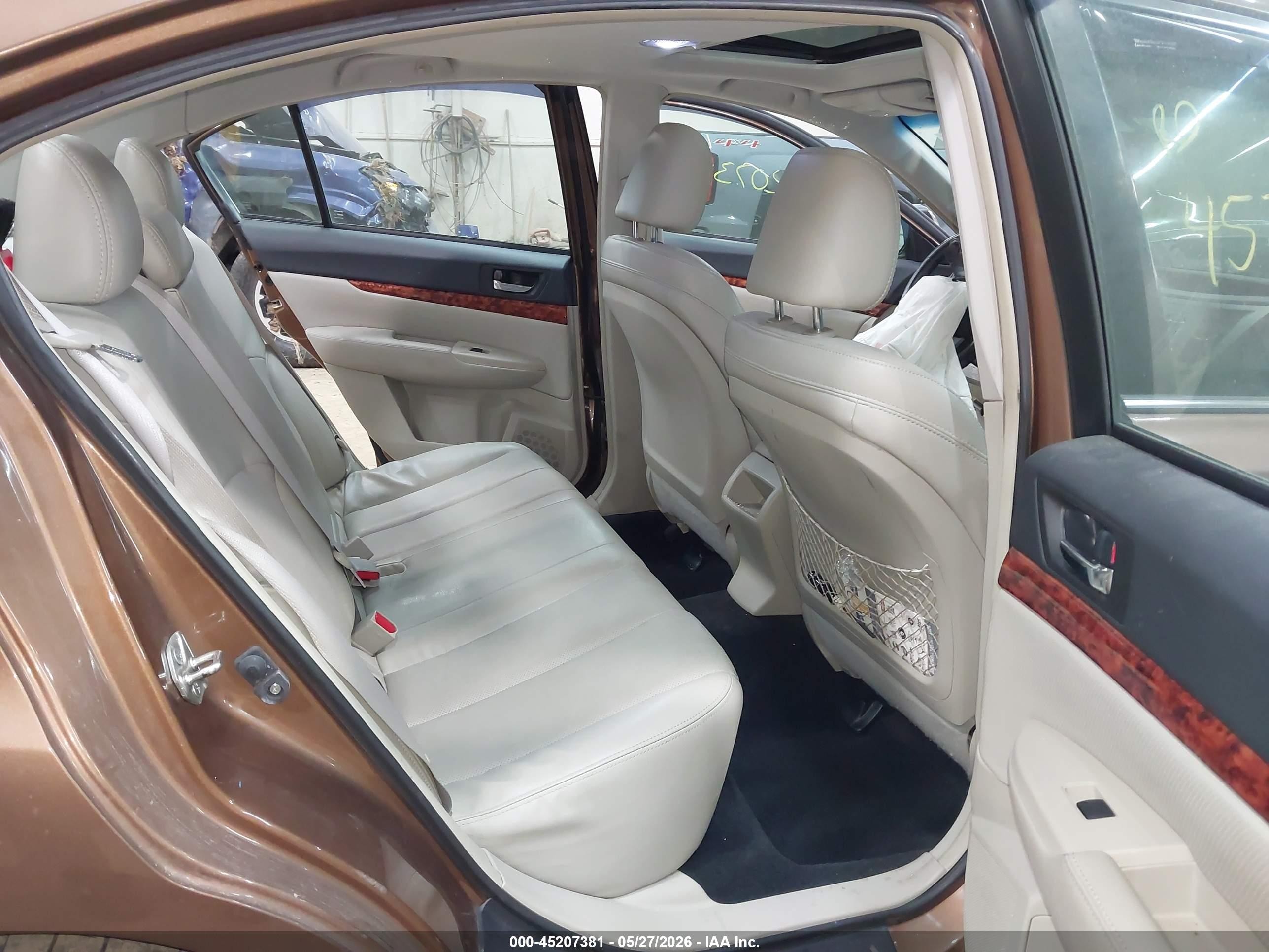 2011 Subaru Legacy 3.6r Limited Brown vin: 4S3BMDK62B2224187
