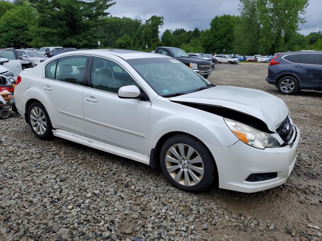 2012 Subaru Legacy 3.6r Limited White vin: 4S3BMDK63C2020192